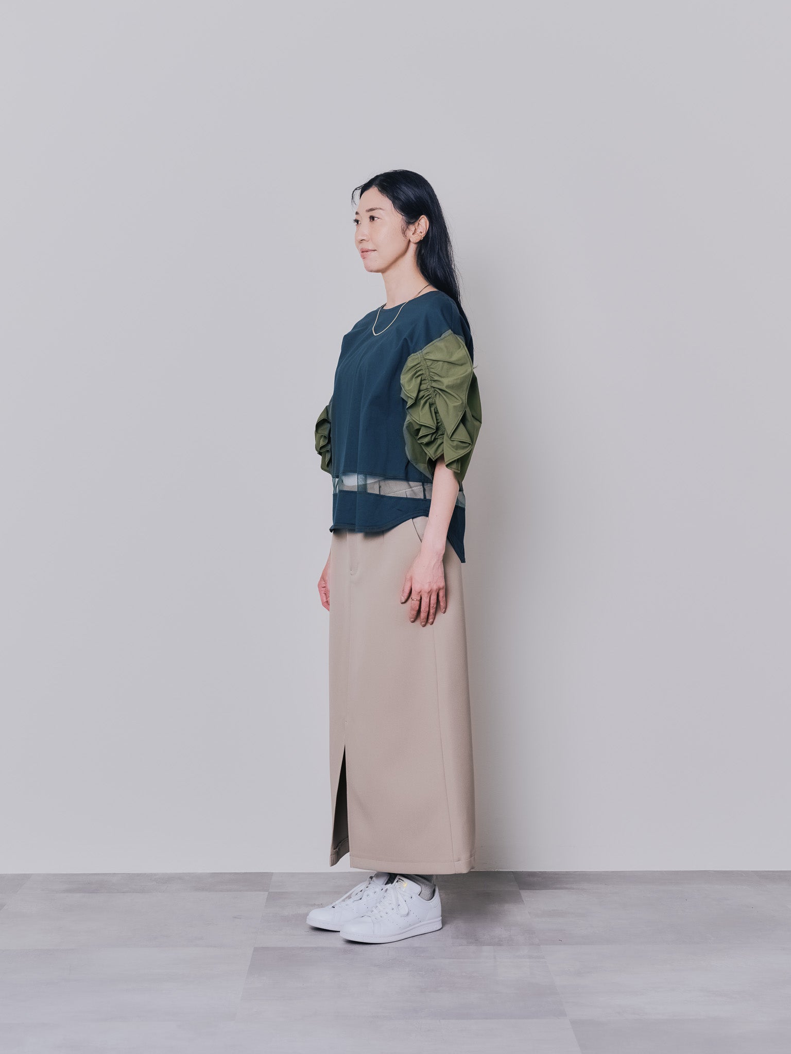 フリルスリーブ配色ステッチヘムシアートップス [603328] dark green