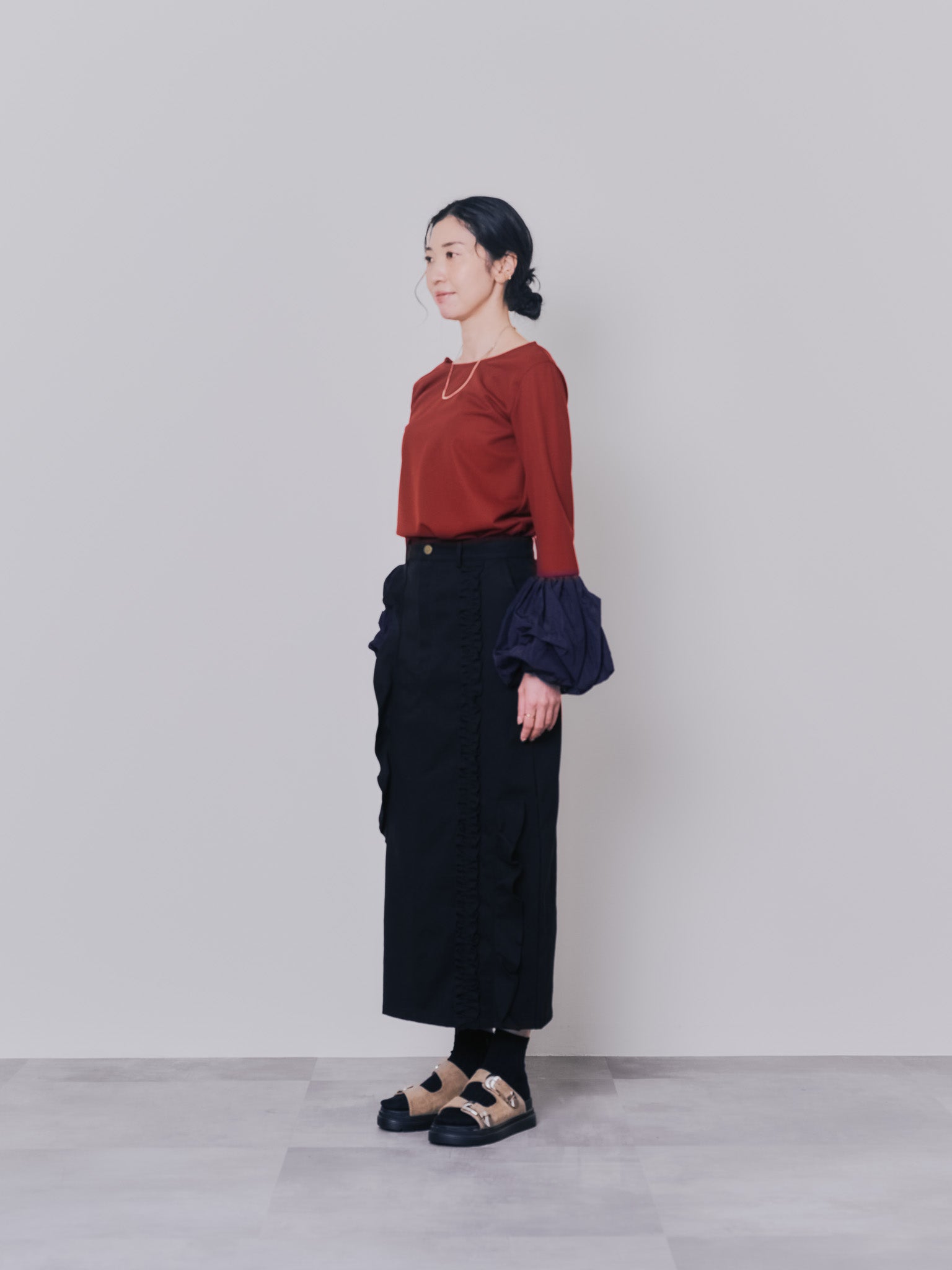 ミックスフリルカツラギタイトスカート [601358] black