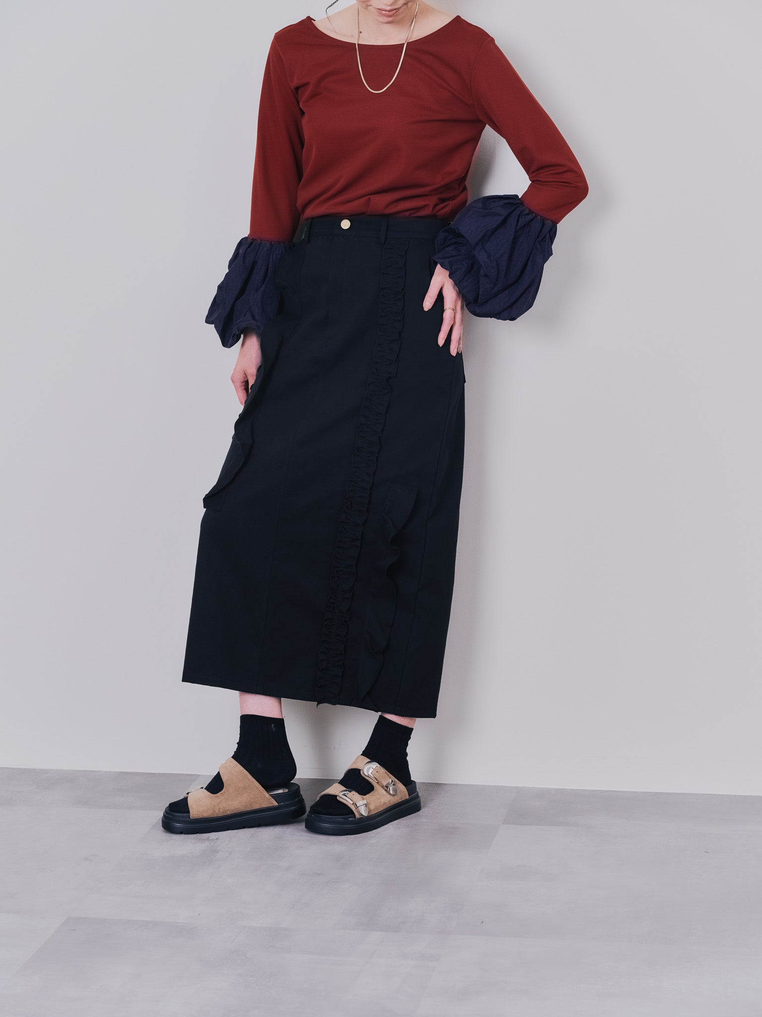 【TIME SALE 10/21 17:00まで!!】ミックスフリルカツラギタイトスカート [601358] black