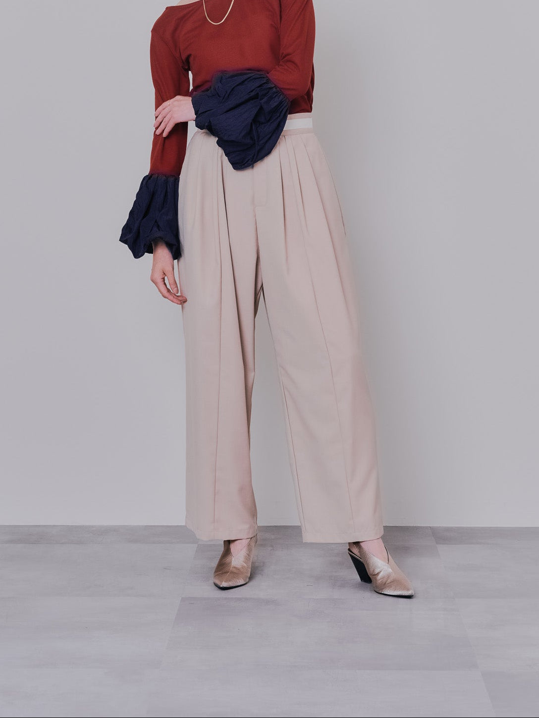 【TIME SALE 11/4まで!!】マーベストライクタックボリュームパンツ [601376] beige