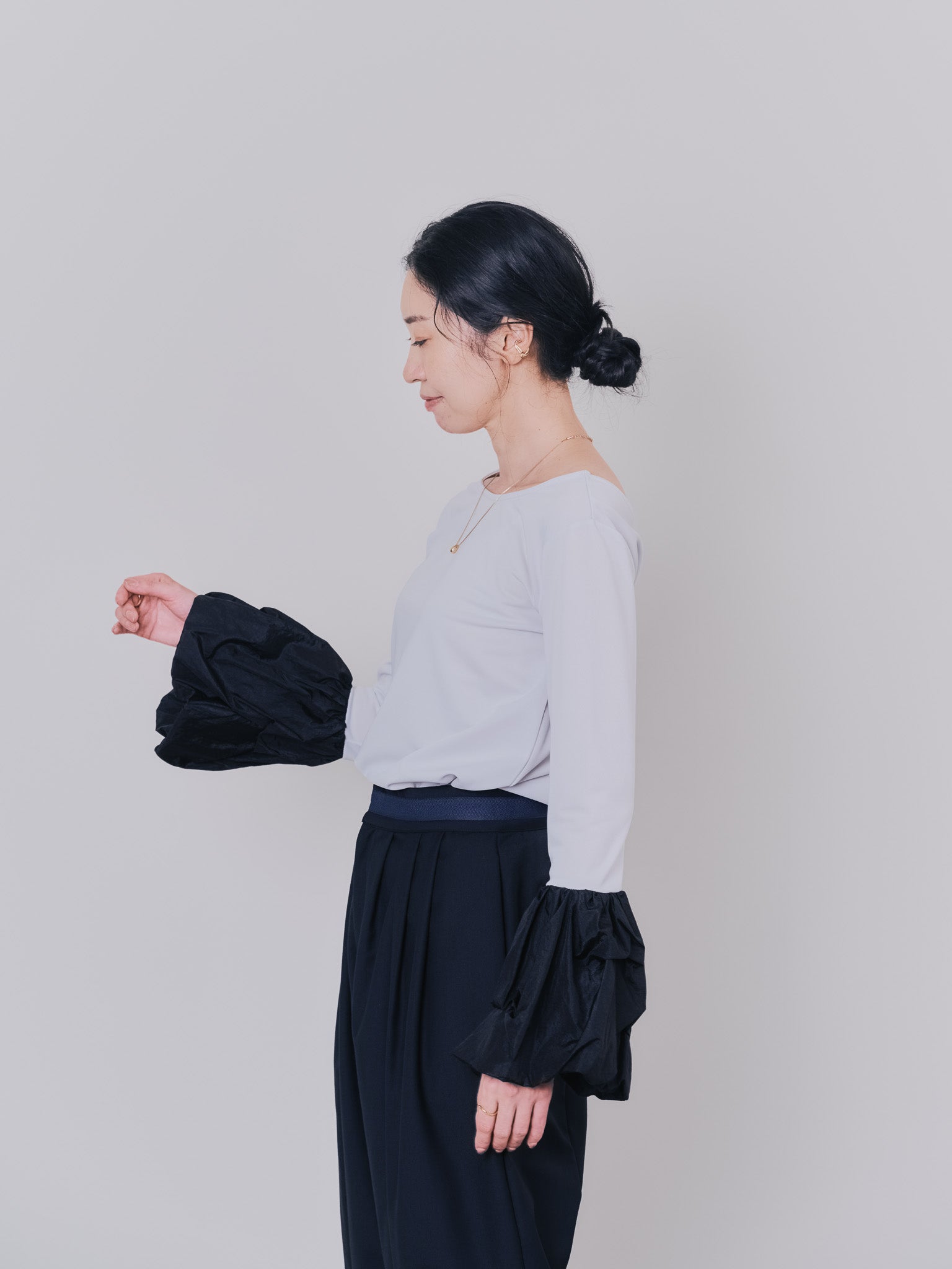 配色バルーンスリーブトップス [601371] light grey