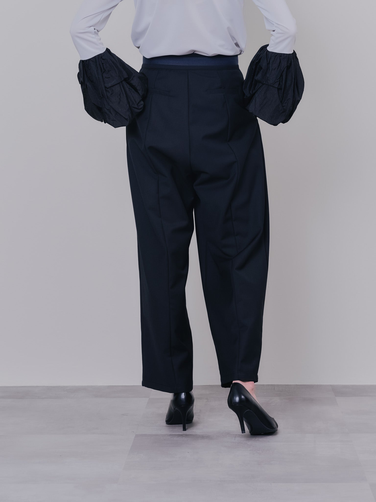 マーベストライクタックボリュームパンツ [601376] black