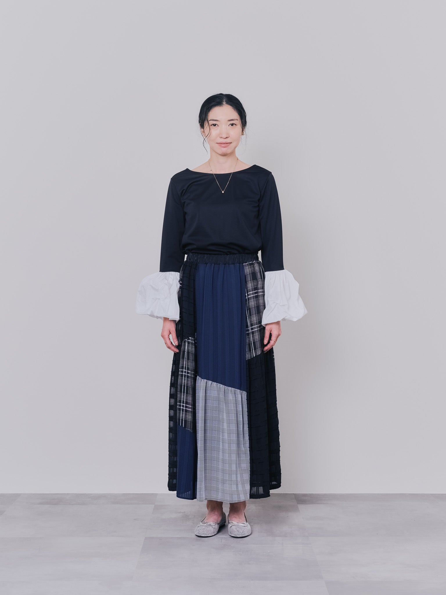 【TIME SALE 10/21 17:00まで!!】配色バルーンスリーブトップス [601371] black