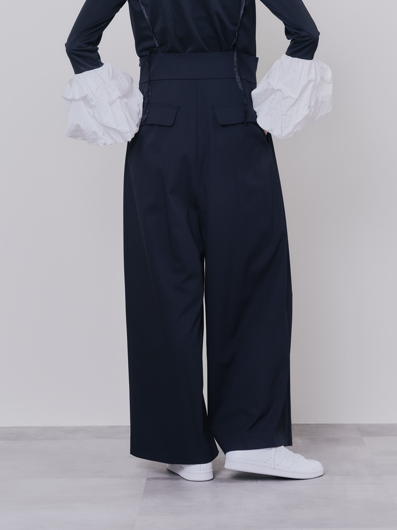 ベロアサスペンダー付パンツ [603332] black