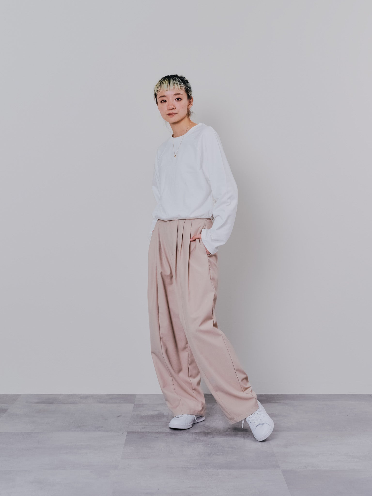 マーベストライクタックボリュームパンツ [601376] beige