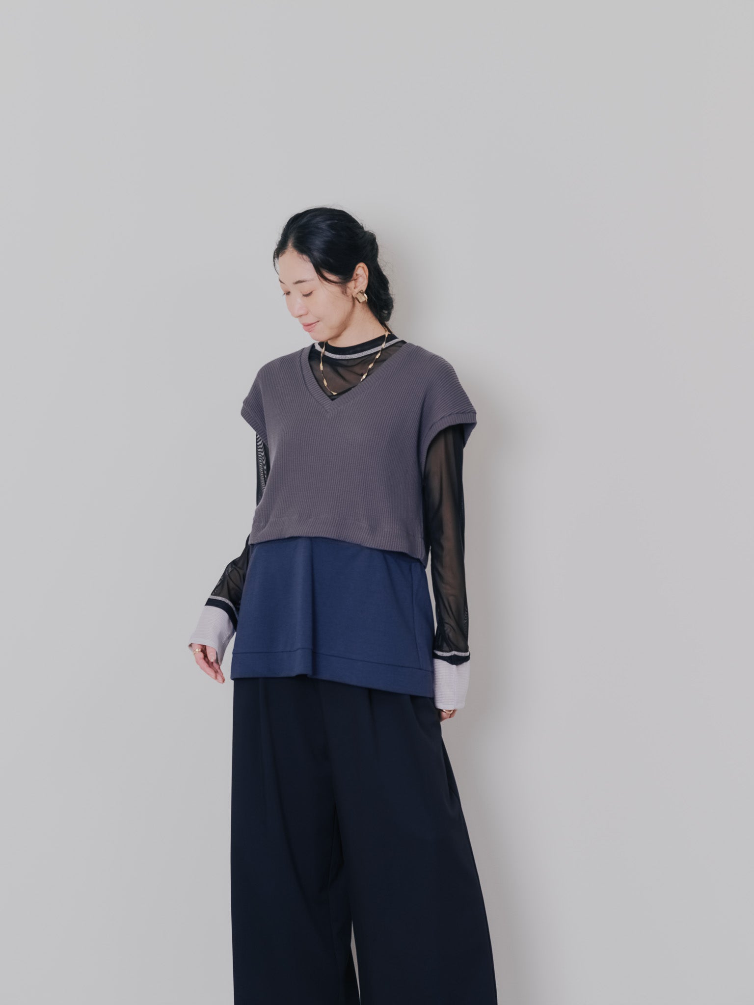 ヘム2WAYワッフルベスト [601355] charcoal