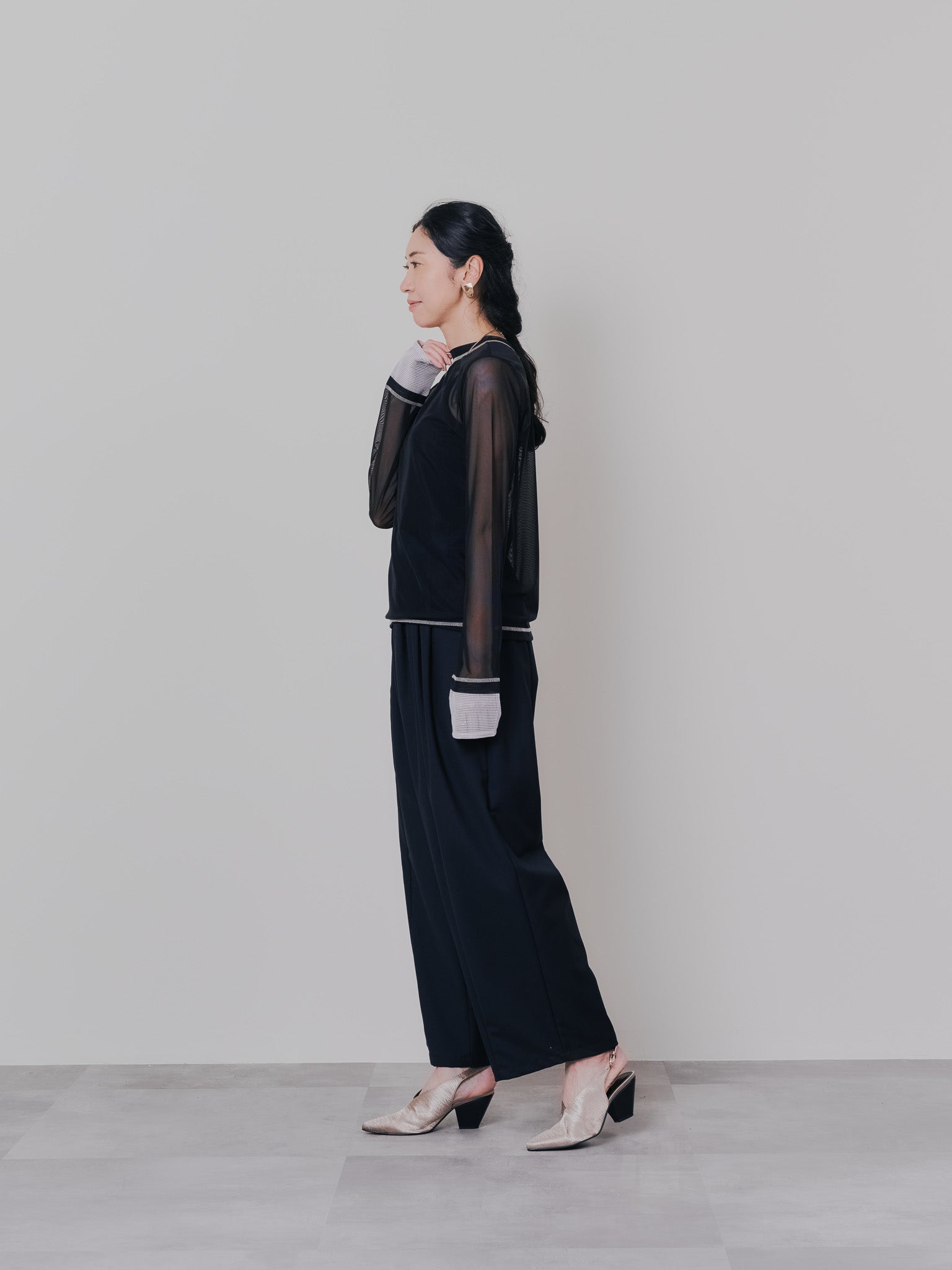 スリーブメッシュ配色ステッチシアートップス [601352] black