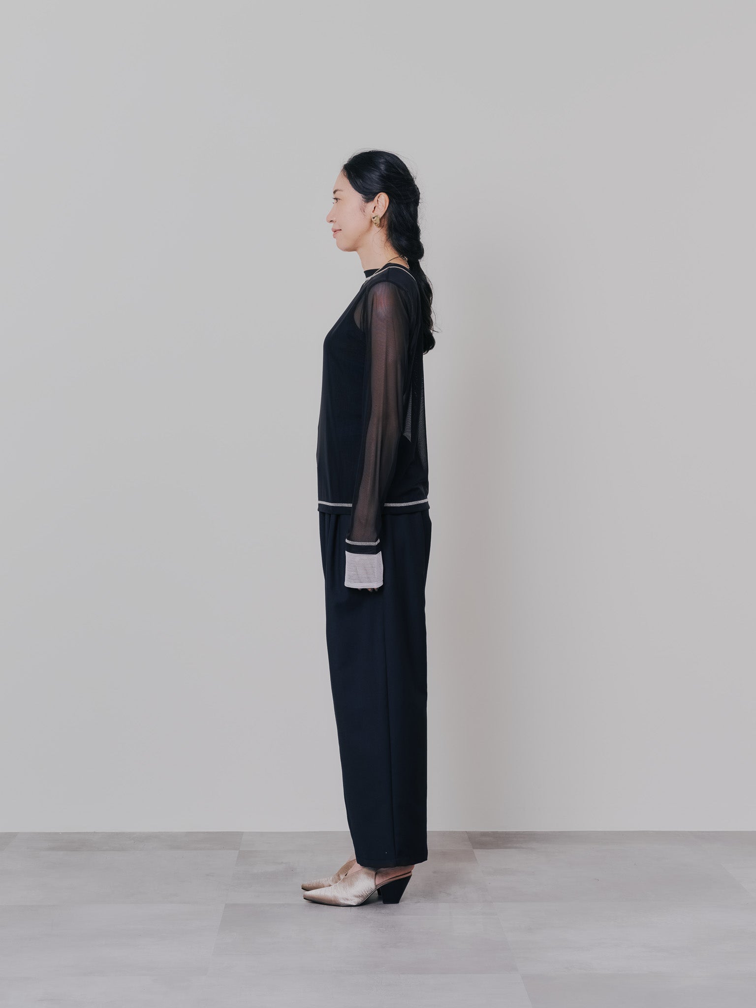 スリーブメッシュ配色ステッチシアートップス [601352] black