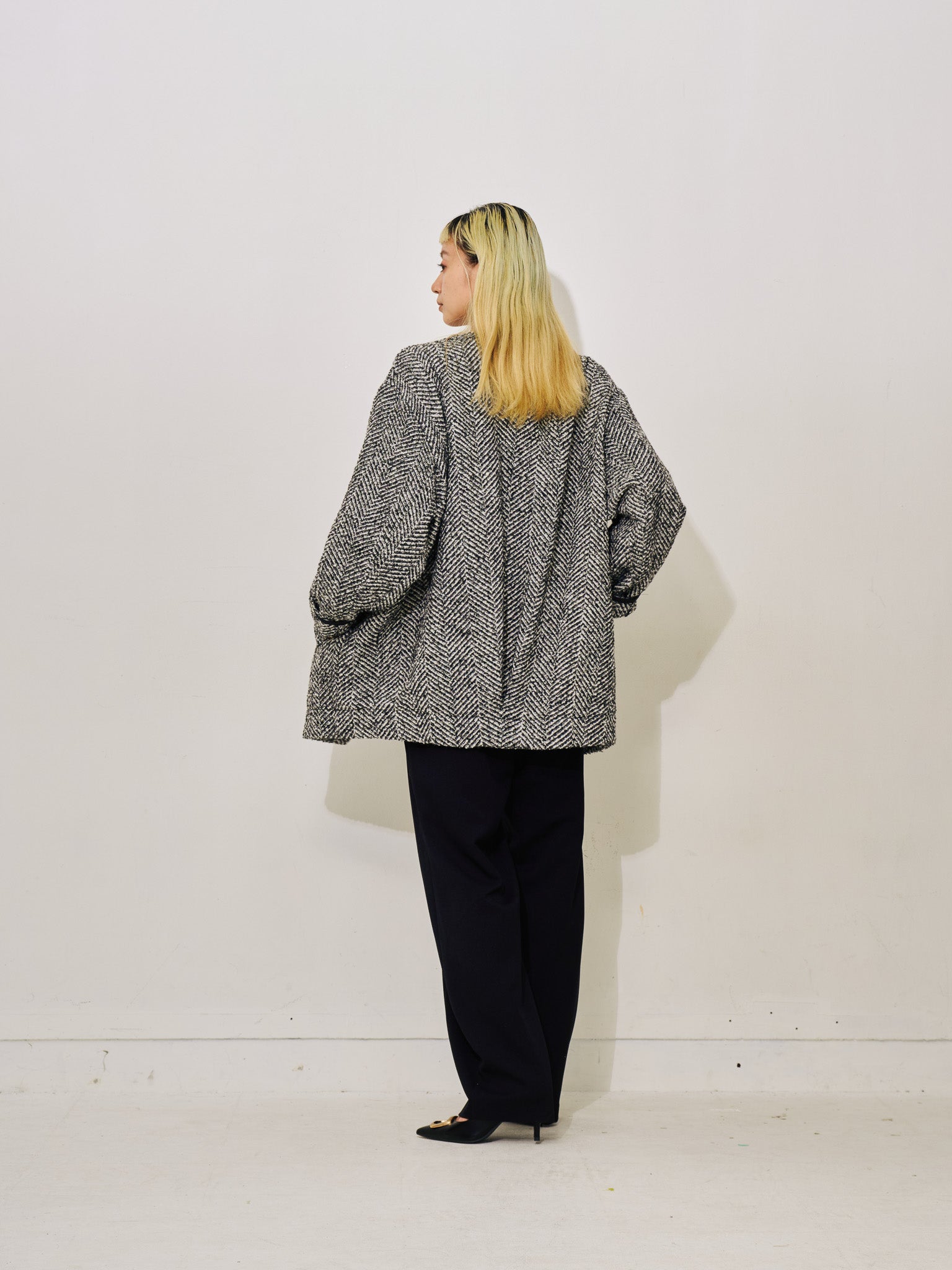 【-PRE SALE- 12/15 18:00まで!!】バックタックヘリンボーンツィードコーディガン [605561] off