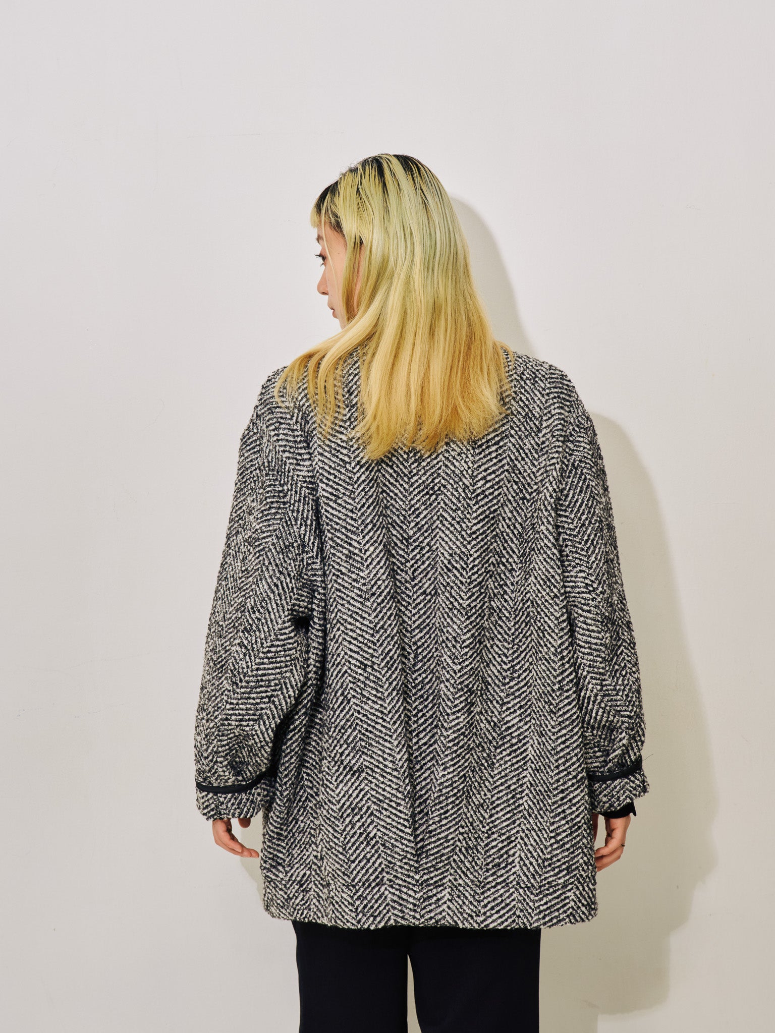 【-PRE SALE- 12/15 18:00まで!!】バックタックヘリンボーンツィードコーディガン [605561] off