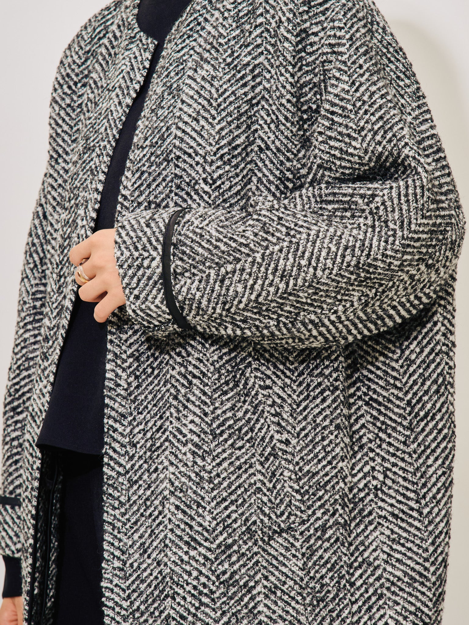 【-PRE SALE- 12/15 18:00まで!!】バックタックヘリンボーンツィードコーディガン [605561] off