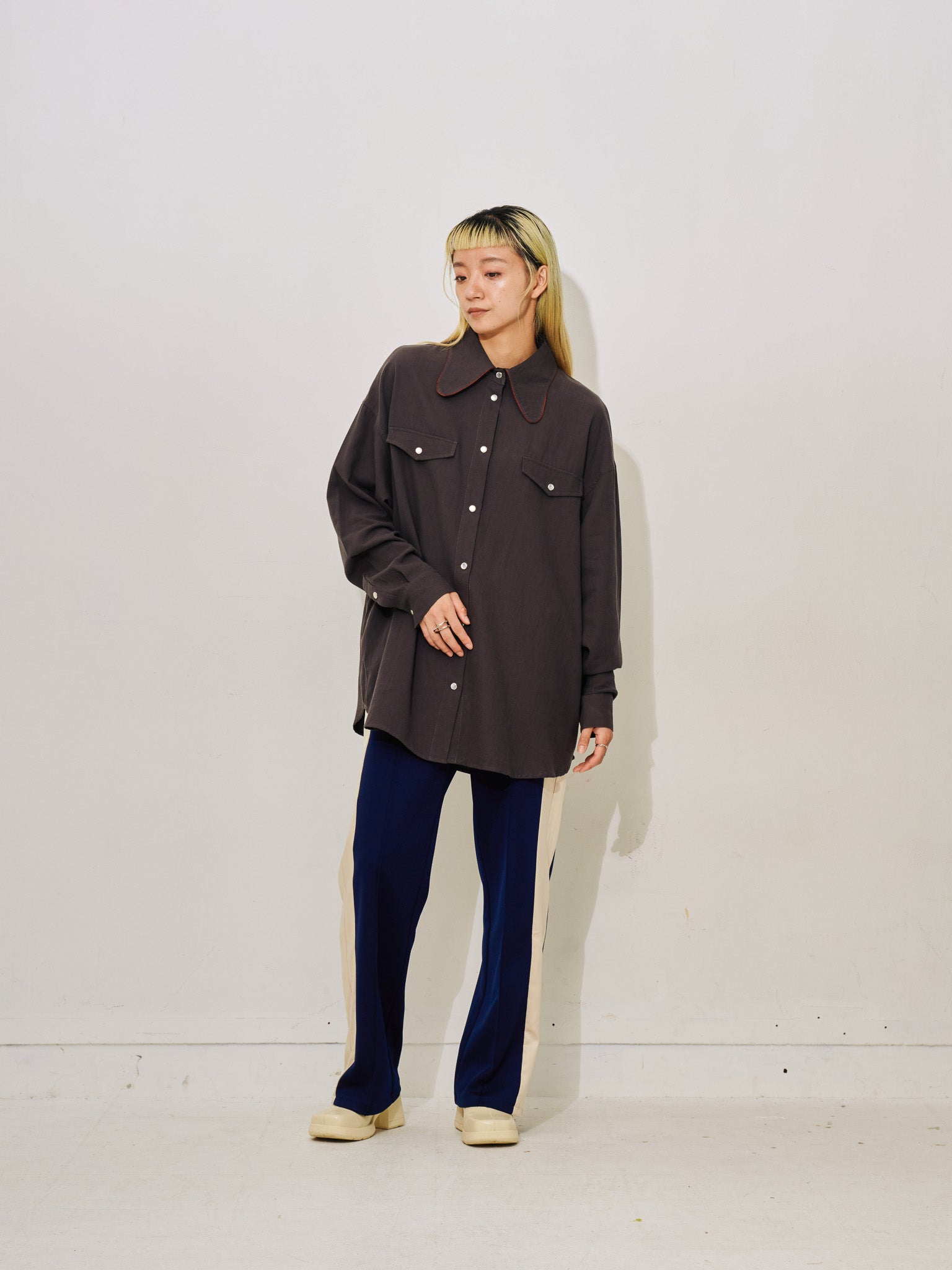 【TIME SALE 11/4まで!!】配色サイドライントラックパンツ [603340] navy