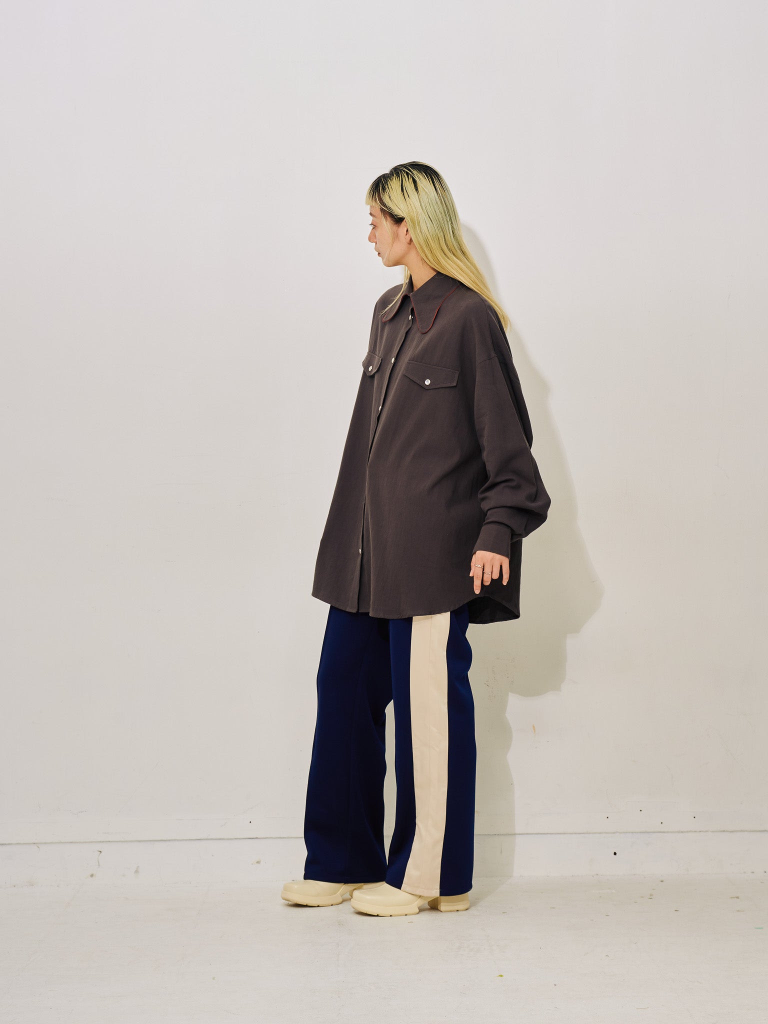【-PRE SALE- 12/15 18:00まで!!】配色サイドライントラックパンツ [603340] navy