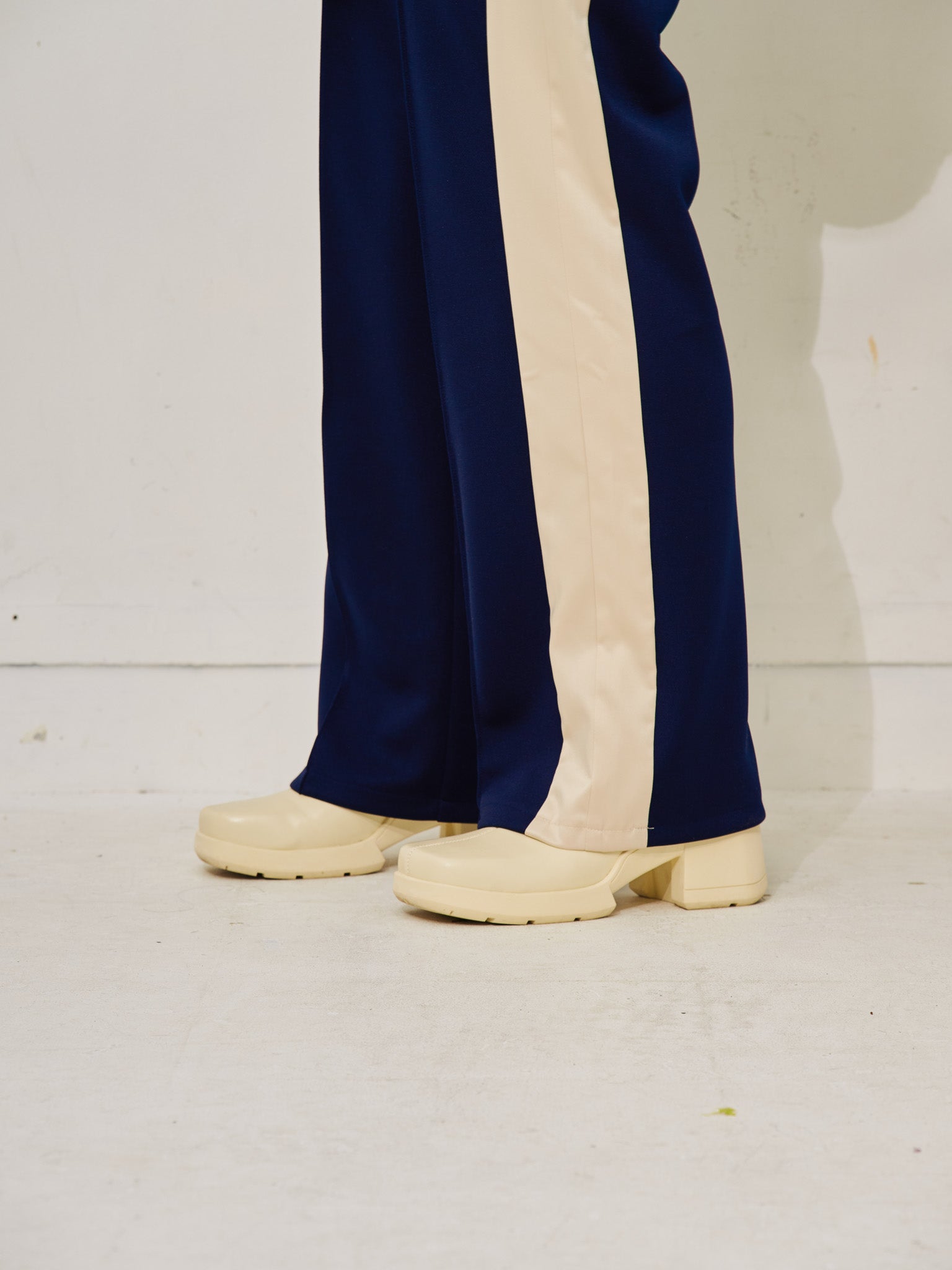配色サイドライントラックパンツ [603340] navy