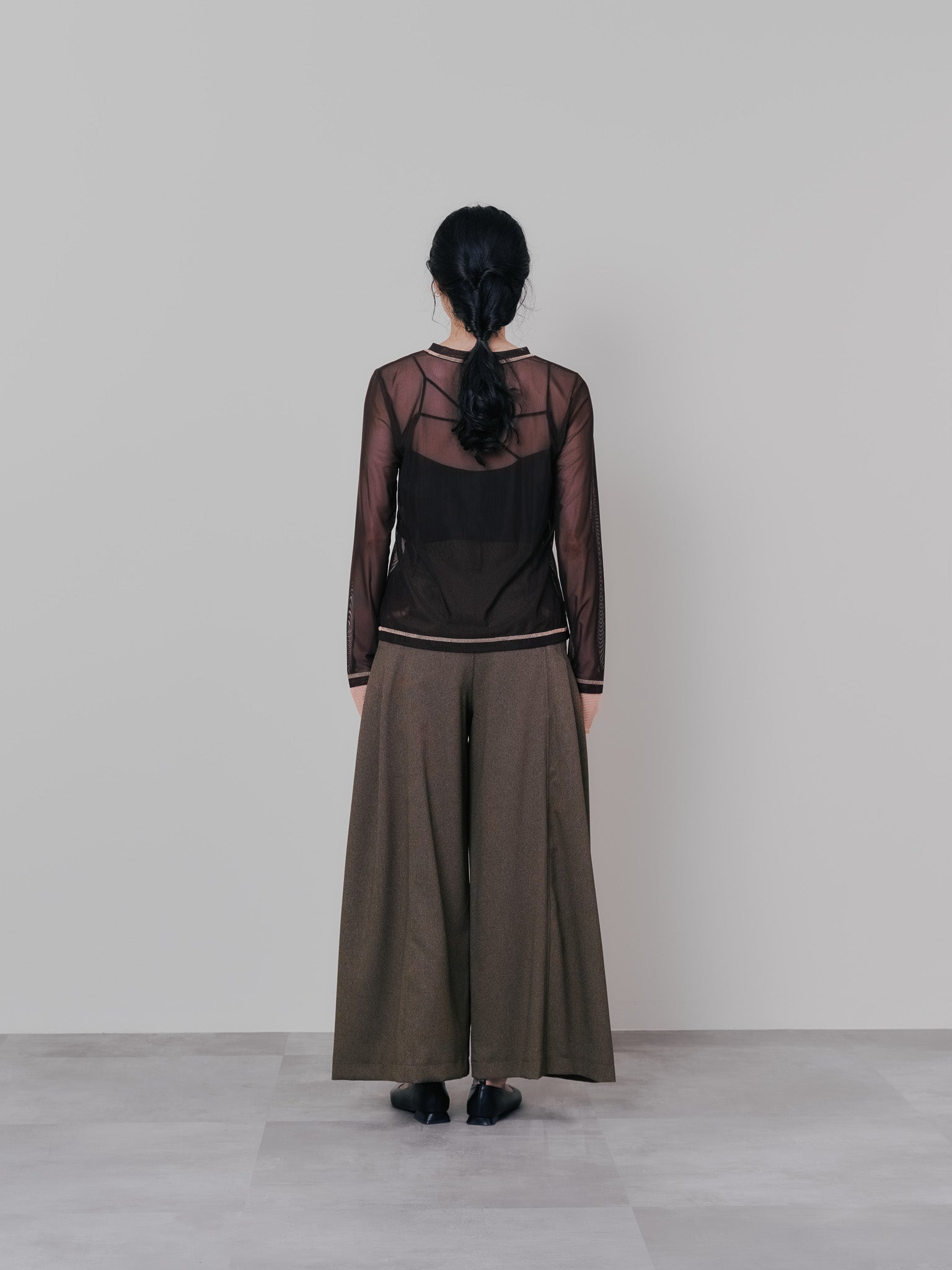 スリーブメッシュ配色ステッチシアートップス [601352] brown