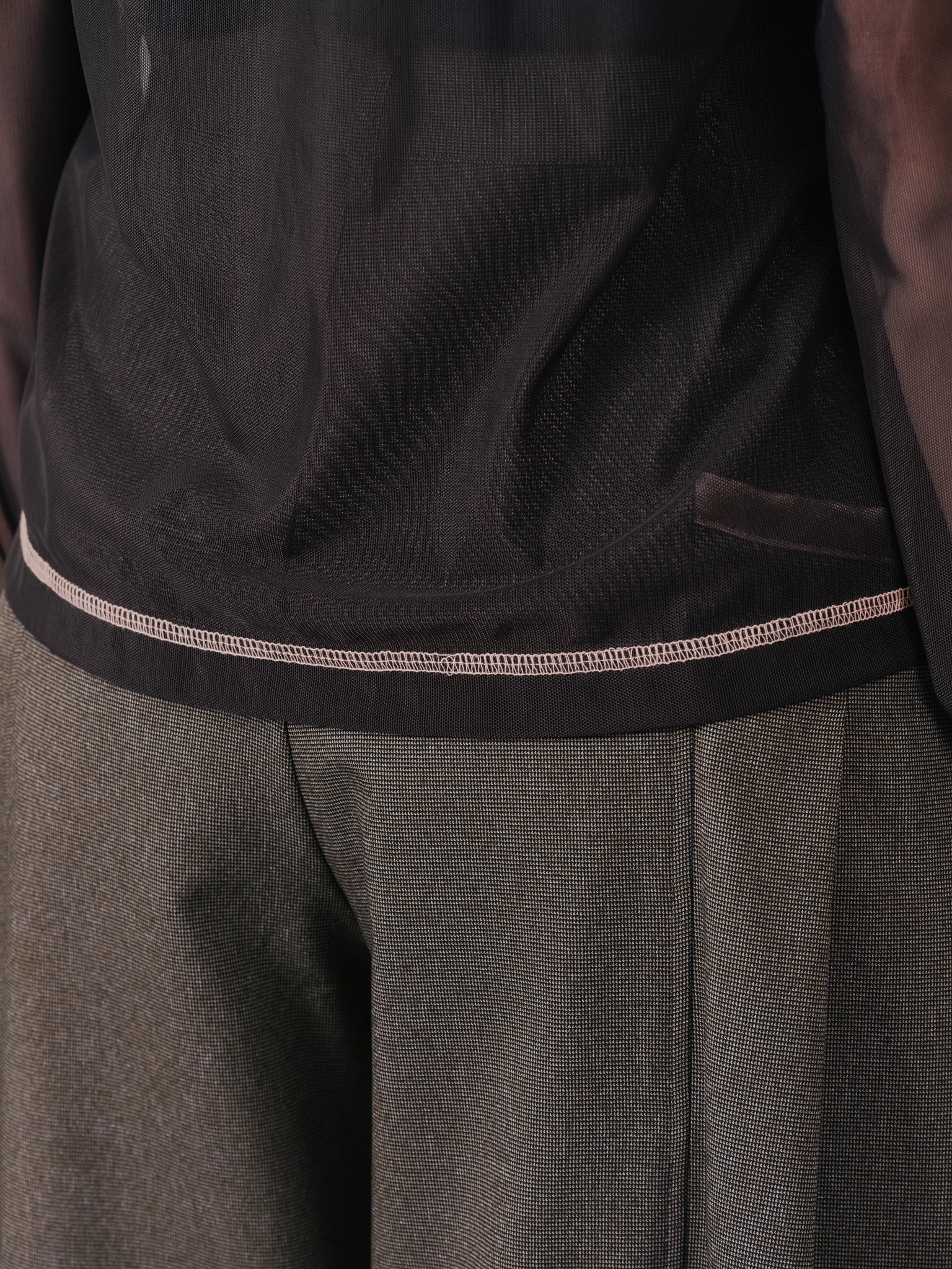 スリーブメッシュ配色ステッチシアートップス [601352] brown