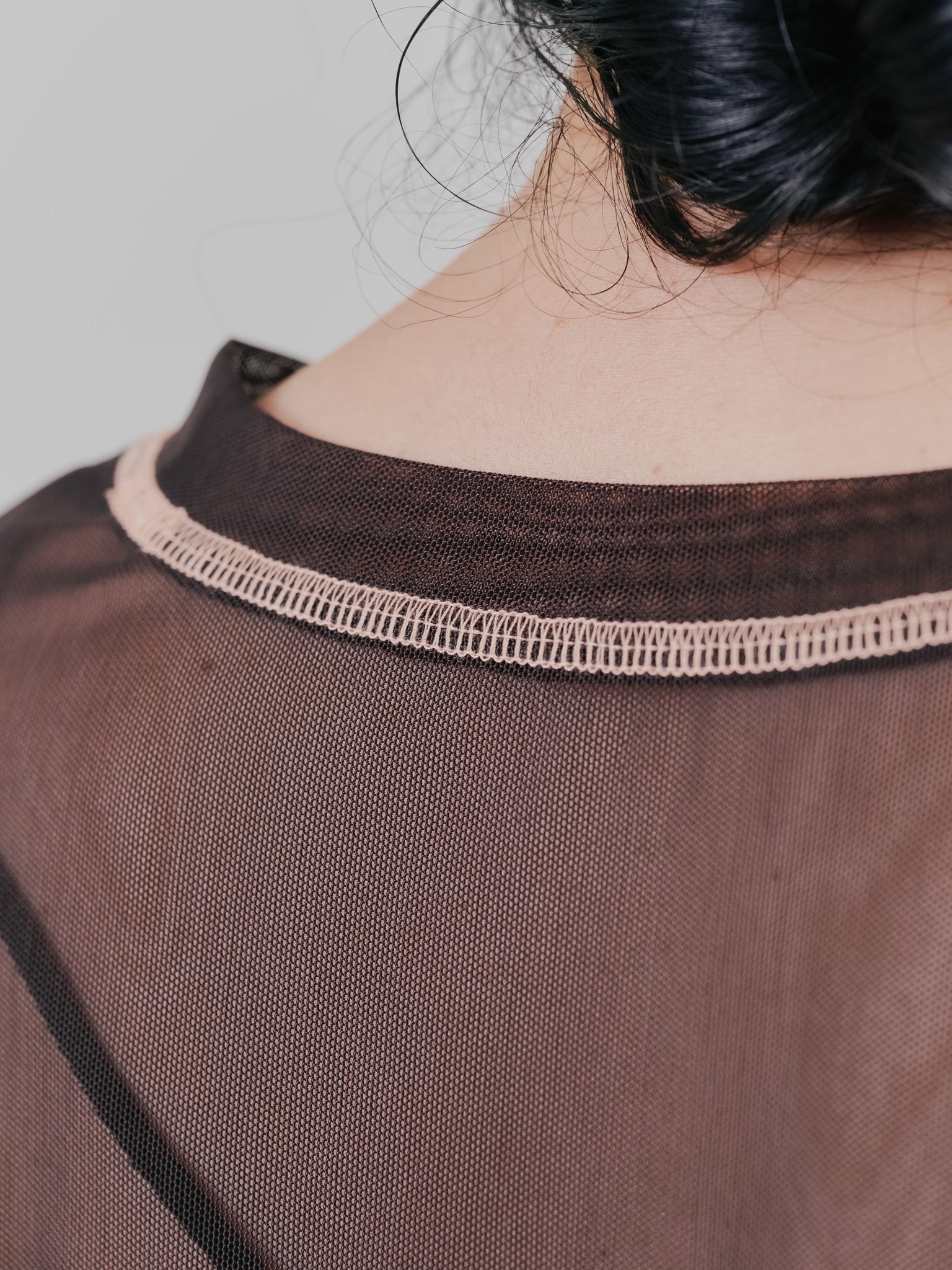 スリーブメッシュ配色ステッチシアートップス [601352] brown