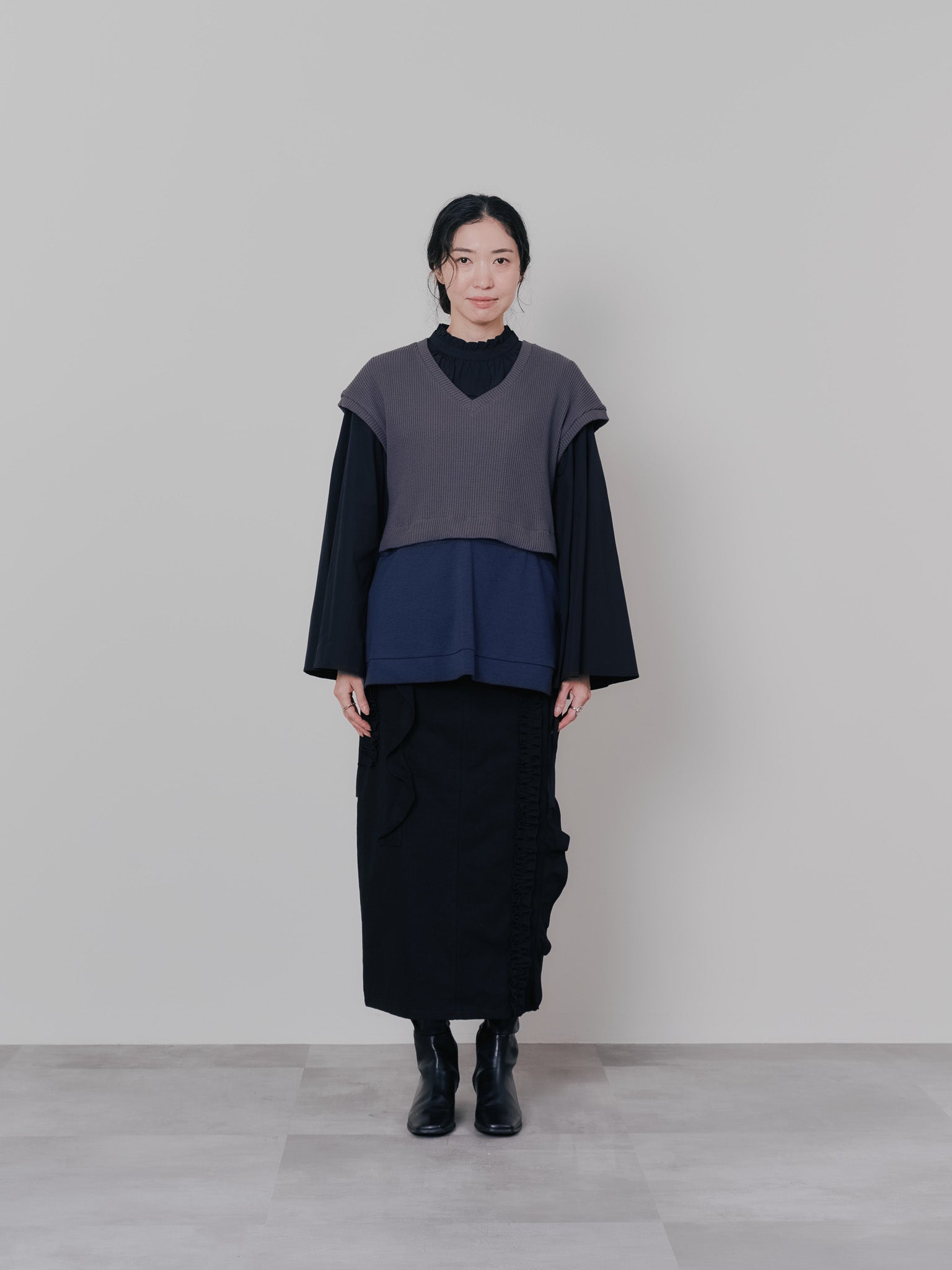 ミックスフリルカツラギタイトスカート [601358] black