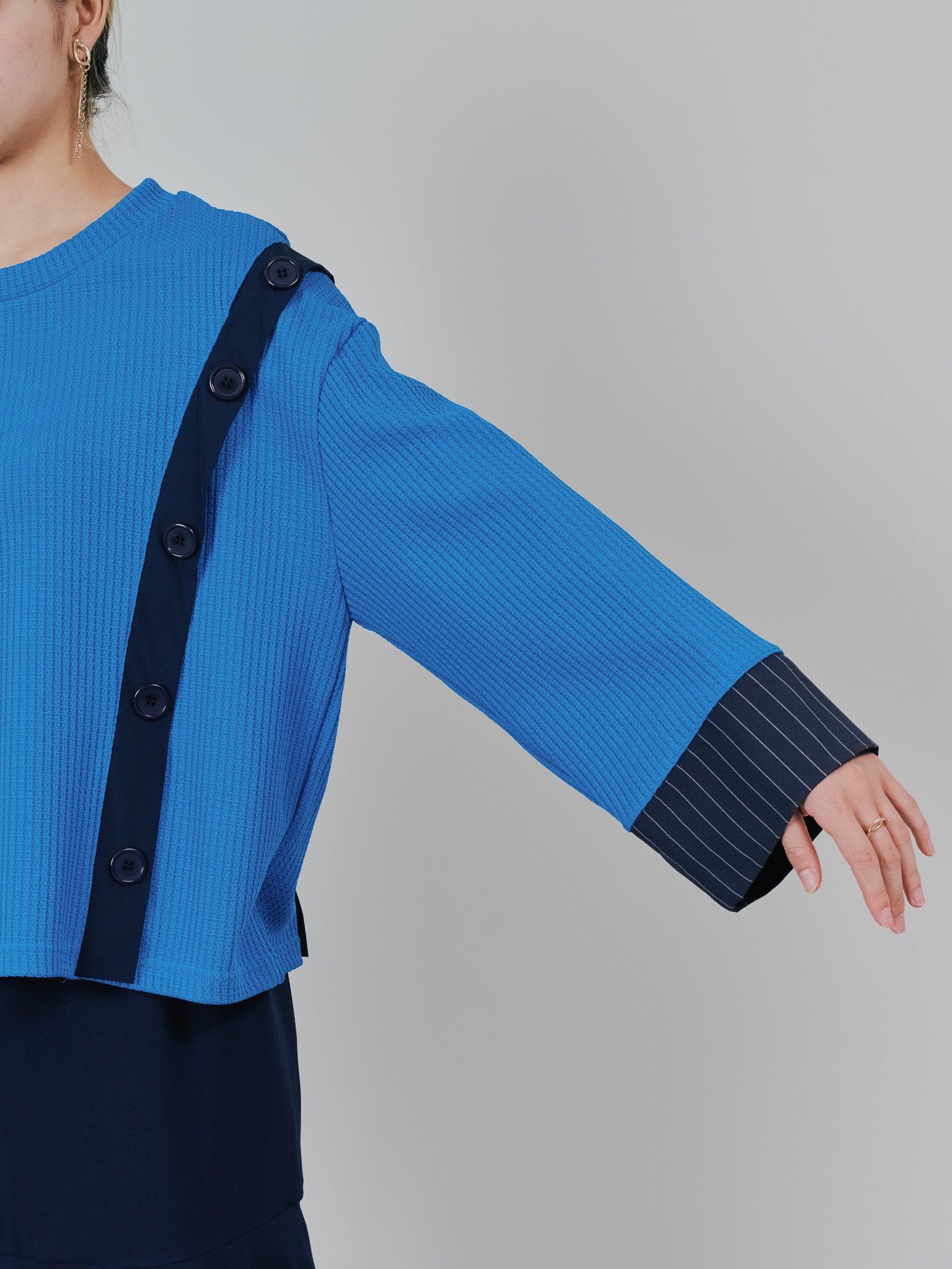 ショルダーオープンワッフルニットライクトップス [601354] blue
