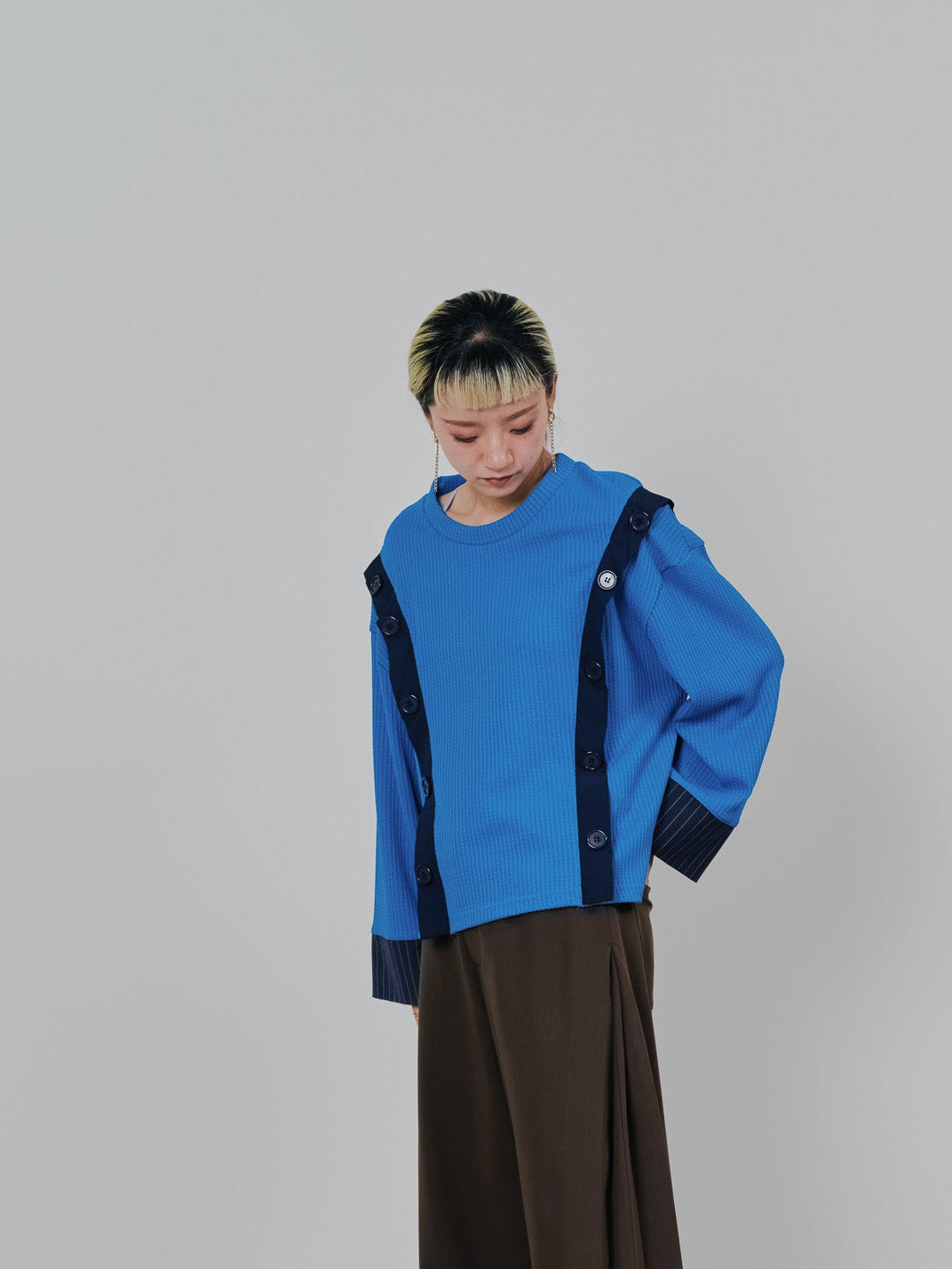 【-PRE SALE- 12/15 18:00まで!!】ショルダーオープンワッフルニットライクトップス [601354] blue