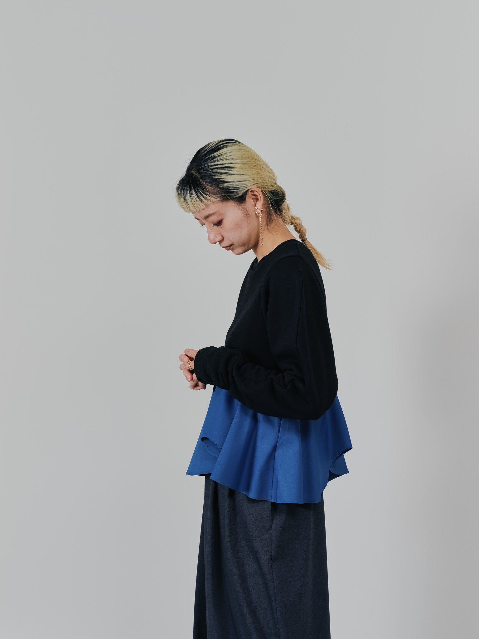 ウェーブ切替ペプラムトップス [601403] black