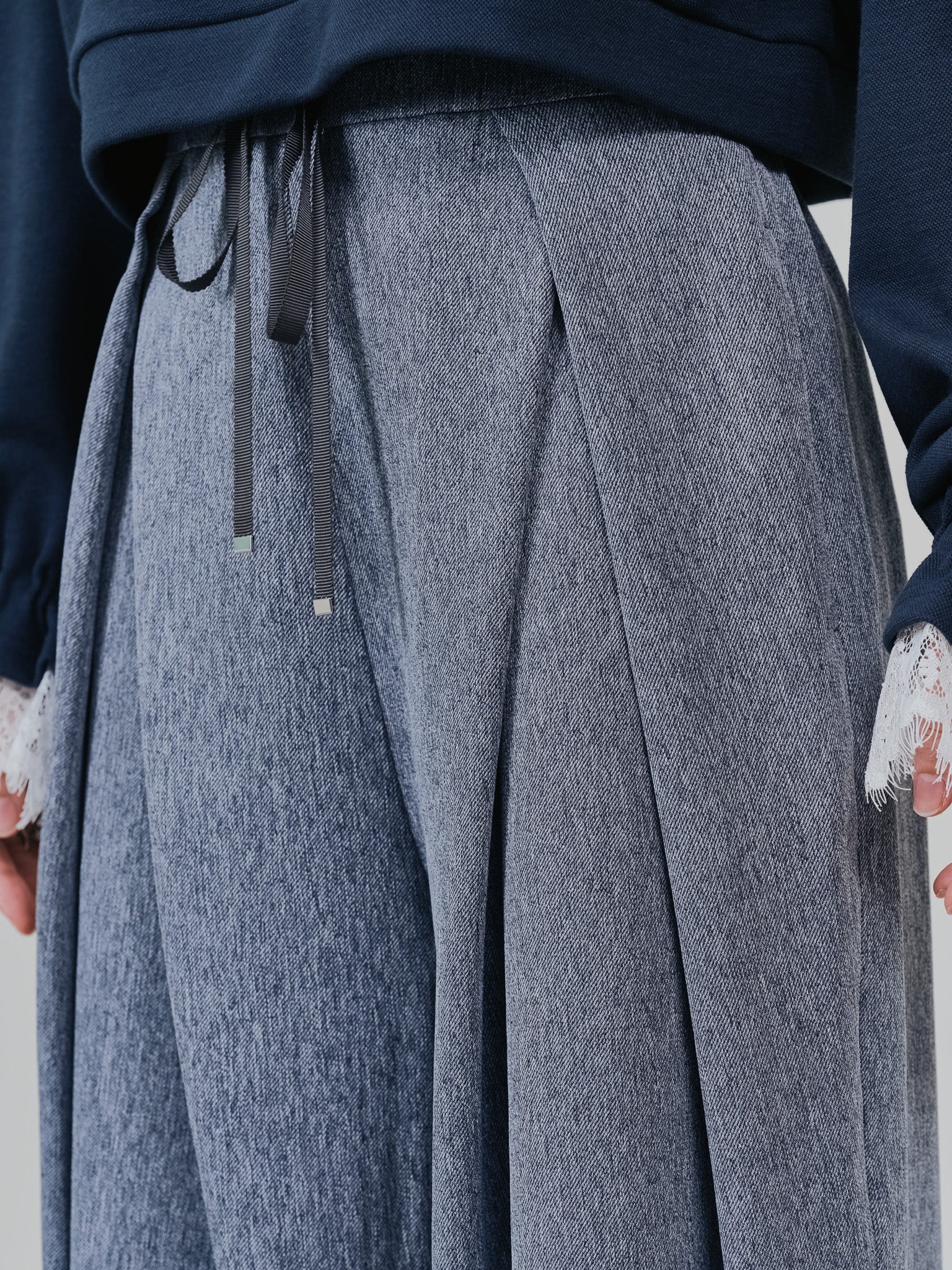フロントリボンワイドタックパンツ [603330] grey