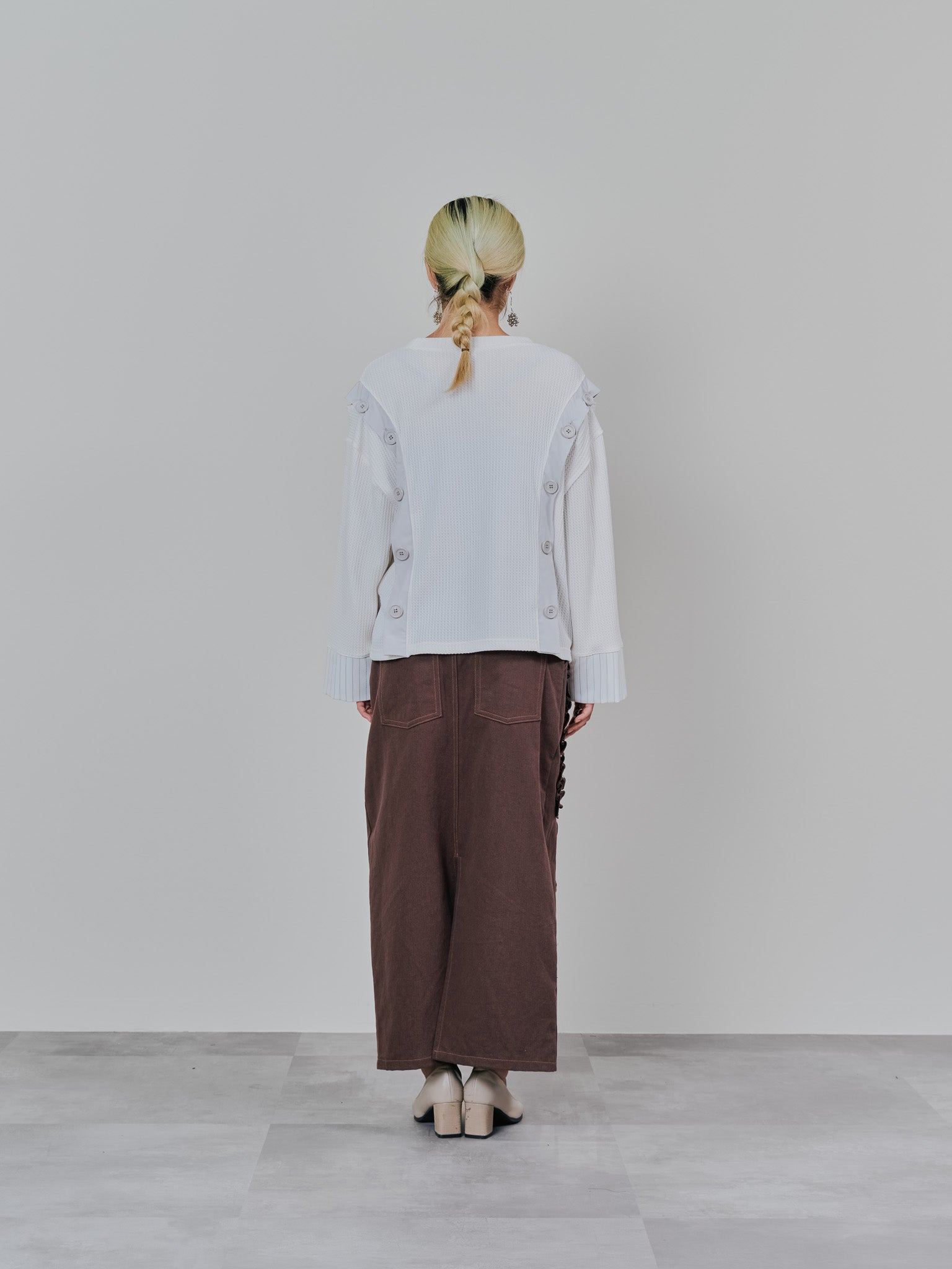ショルダーオープンワッフルニットライクトップス [601354] off