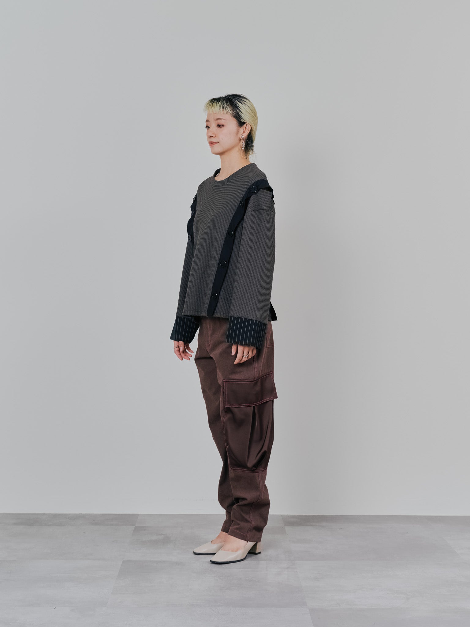 ショルダーオープンワッフルニットライクトップス [601354] charcoal
