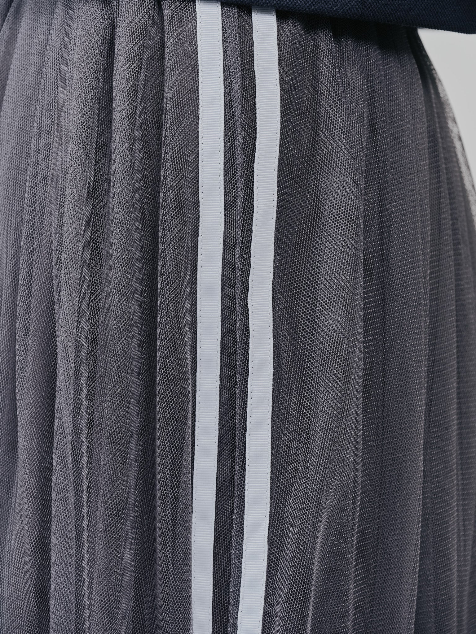 サイドラインチュールスカート [601386] charcoal