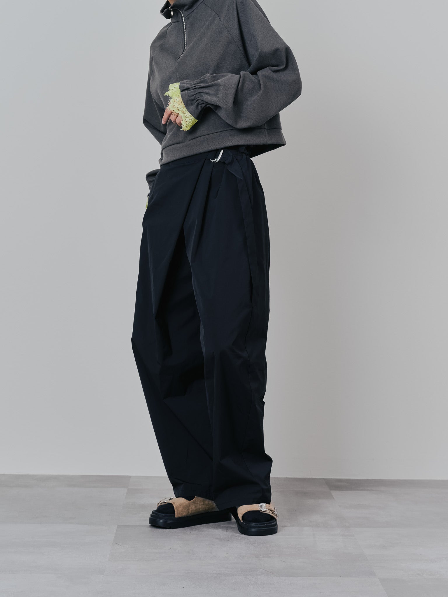 ラップライクサイドカーブパンツ [608318] black