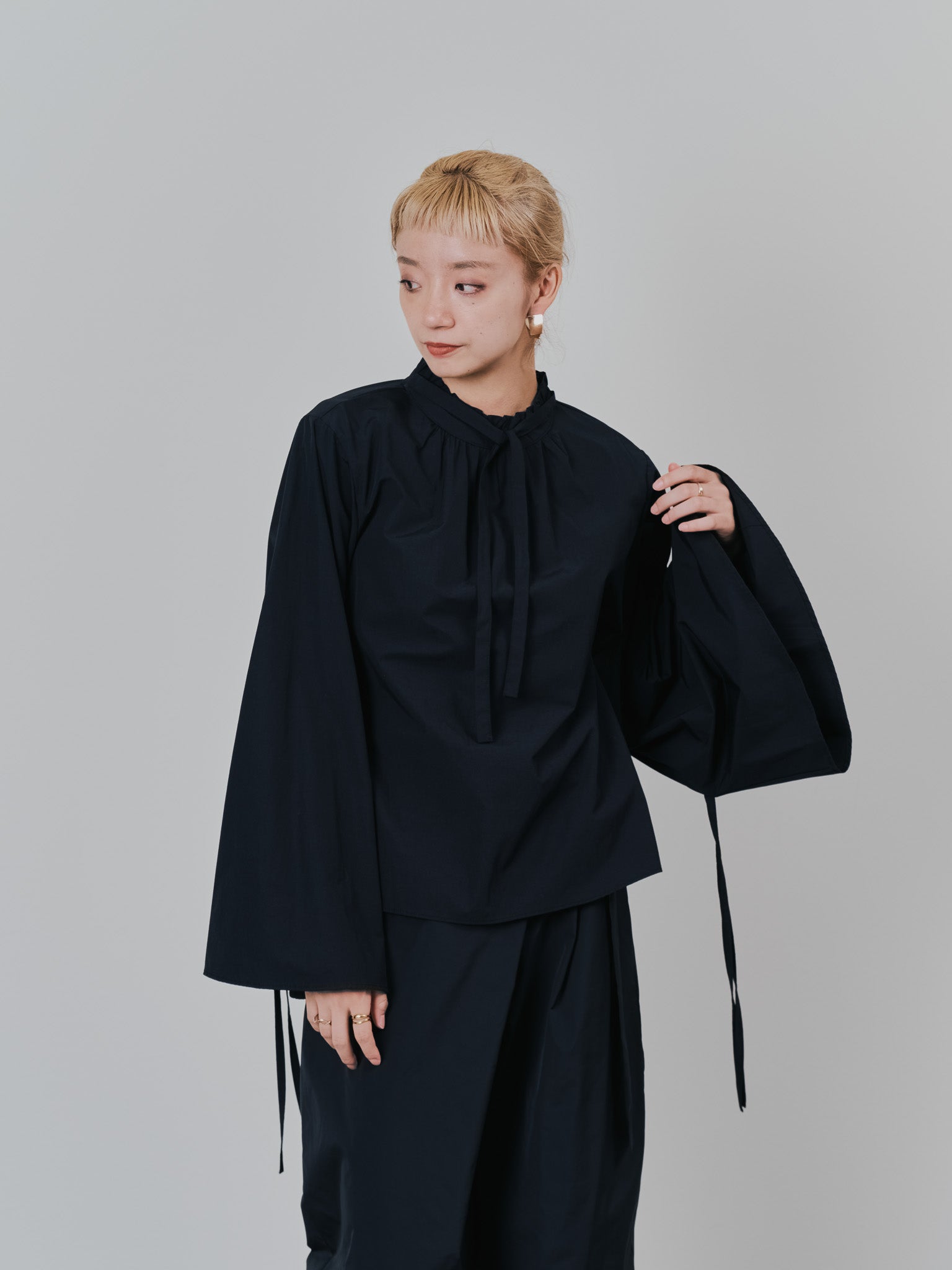 ボータイ2WAYスリーブブラウス [601373] black