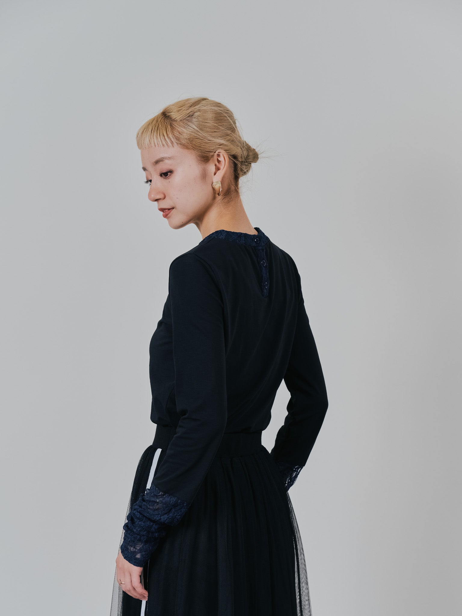 袖レースロンT [601400] black