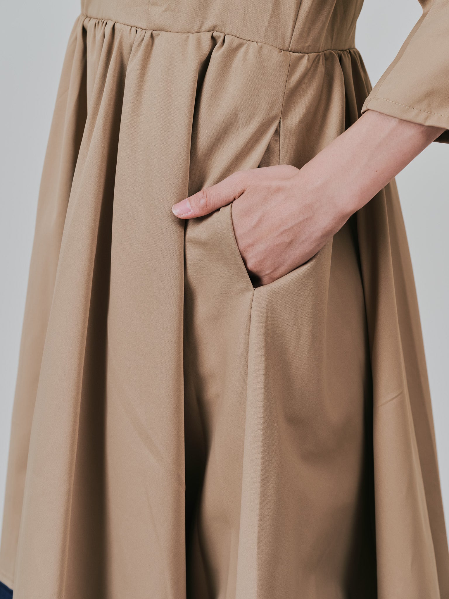 【SALE】ショルダータックボリュームワンピース [601455] camel