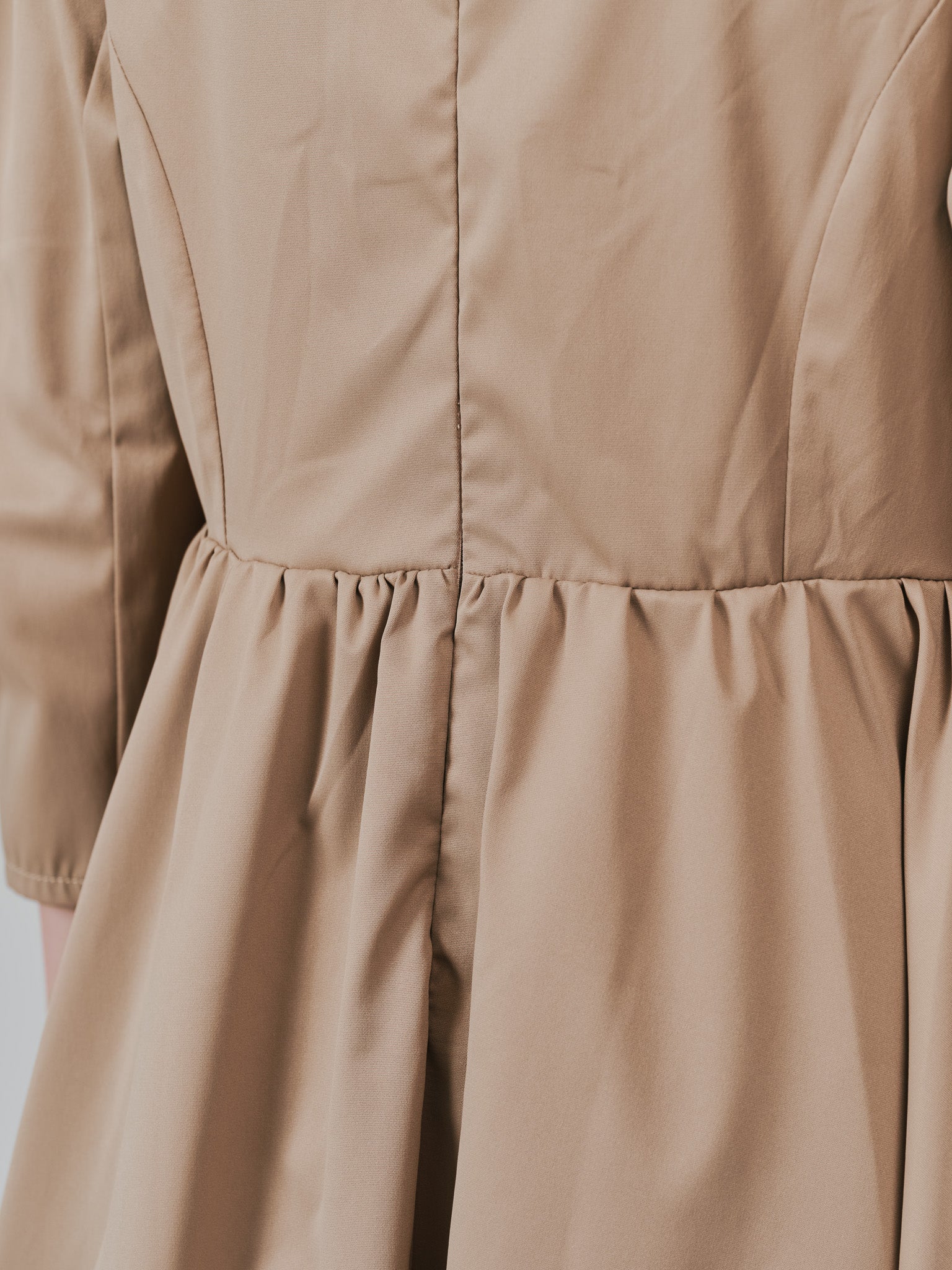 【SALE】ショルダータックボリュームワンピース [601455] camel