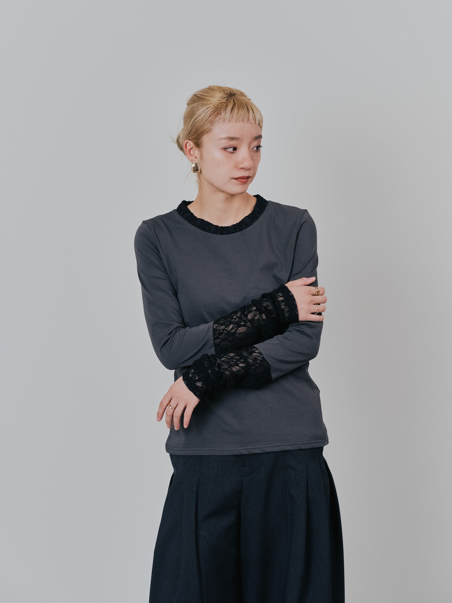 TIME SALE 10/28 17:00まで!!】袖レースロンT [601400] charcoal