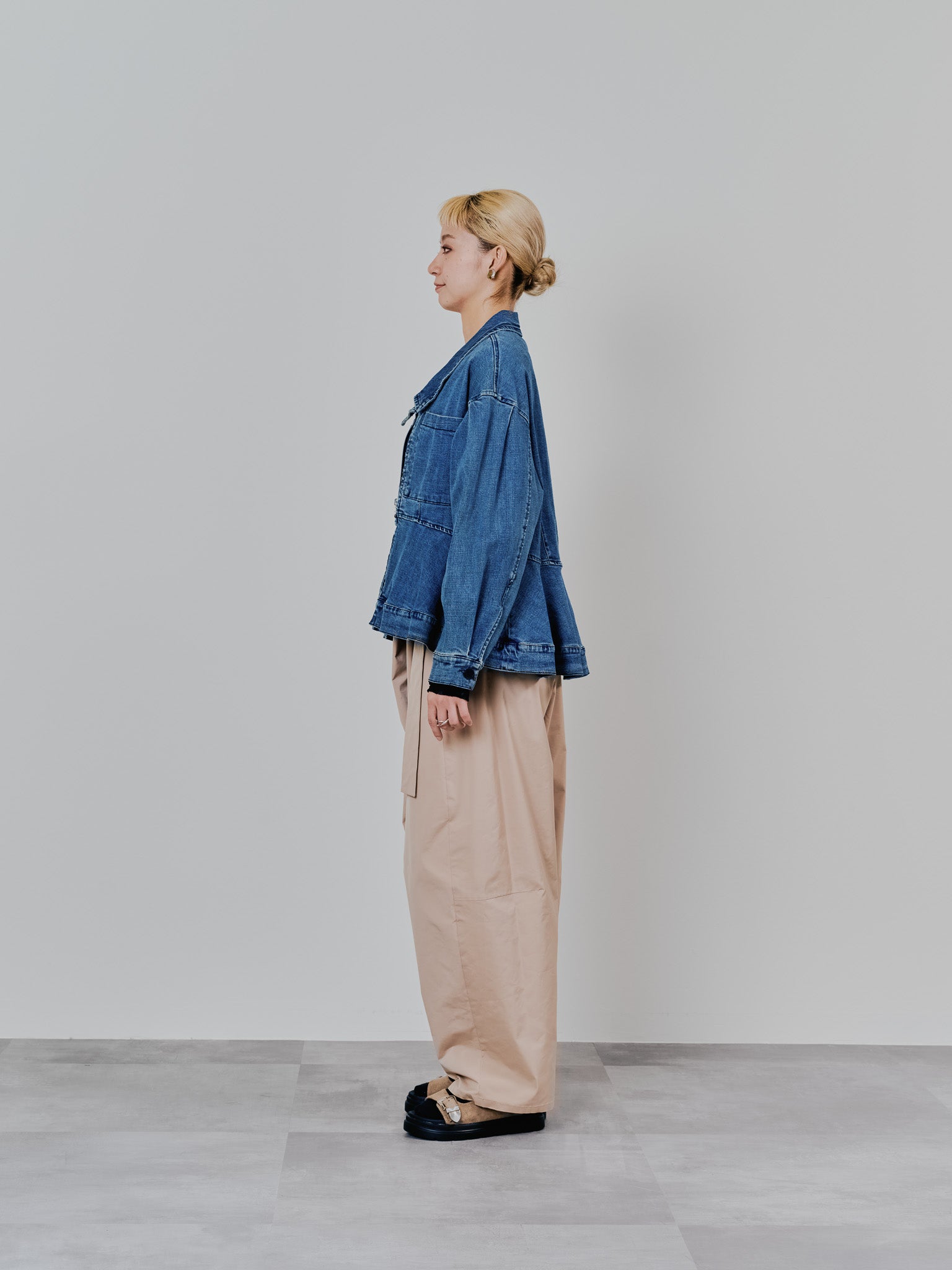ラップライクサイドカーブパンツ [608318] light beige