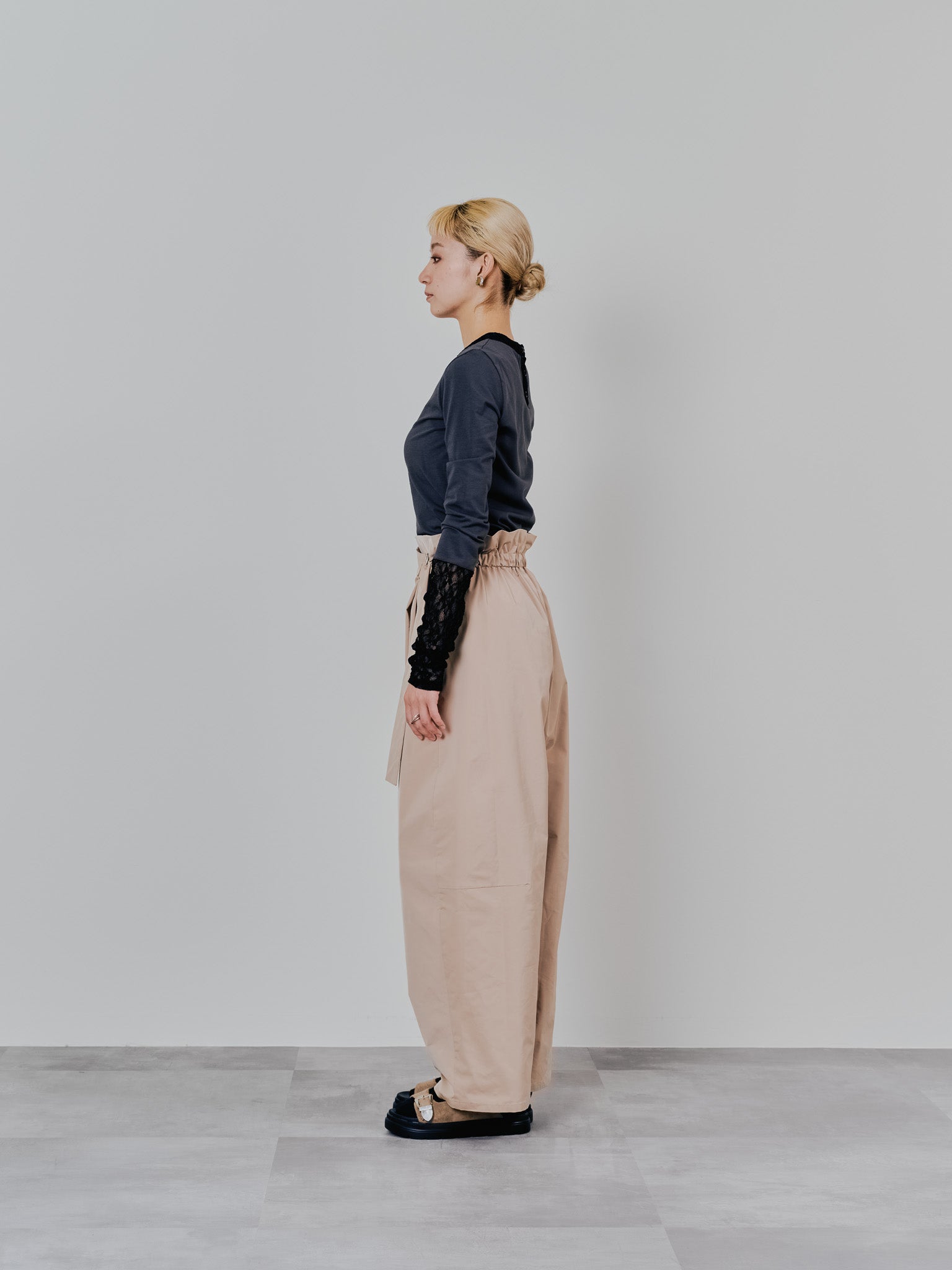 ラップライクサイドカーブパンツ [608318] light beige