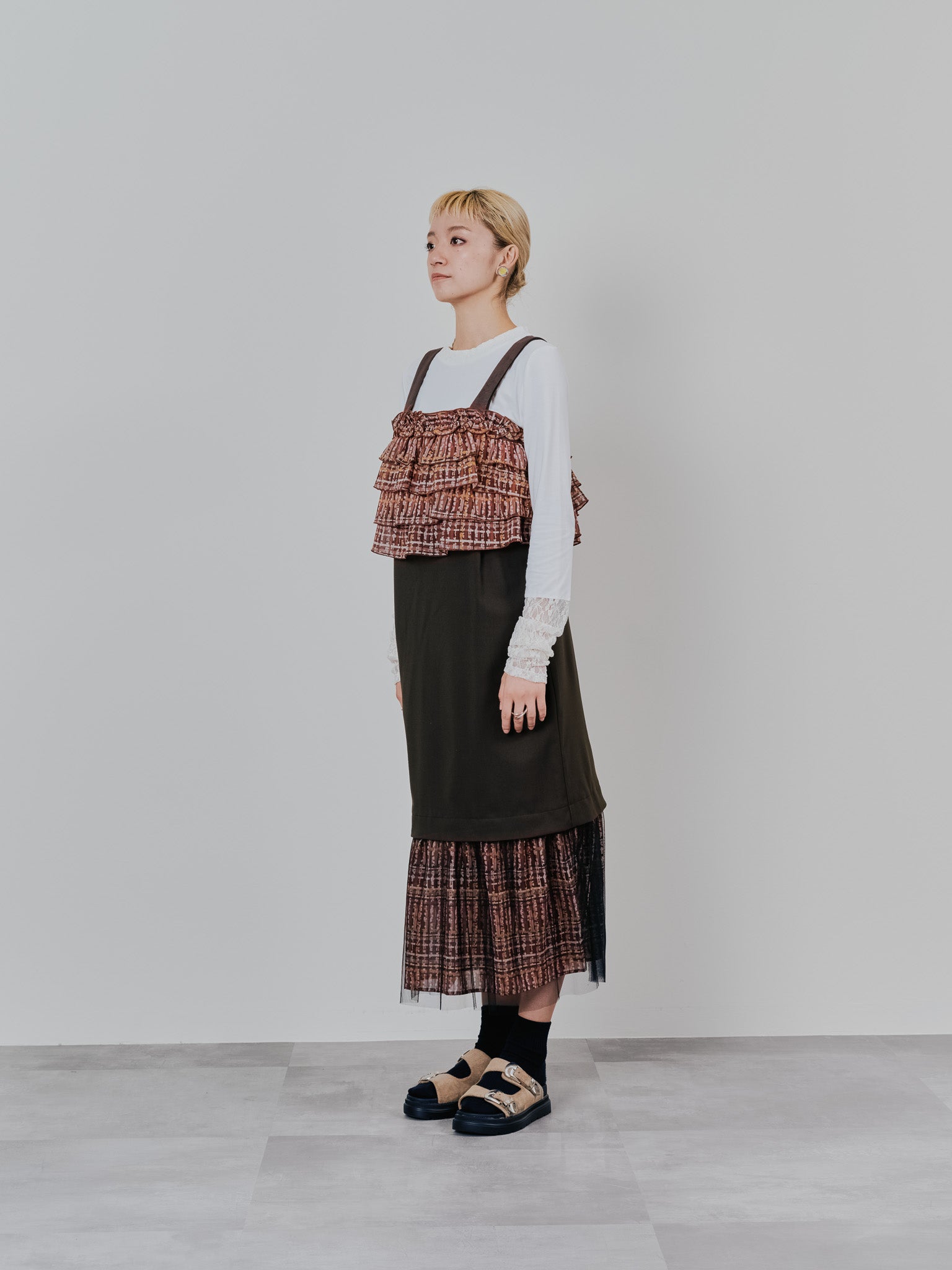 【TIME SALE 11/4まで!!】チェックプリントフリルティアードビスチェ [603335] brown