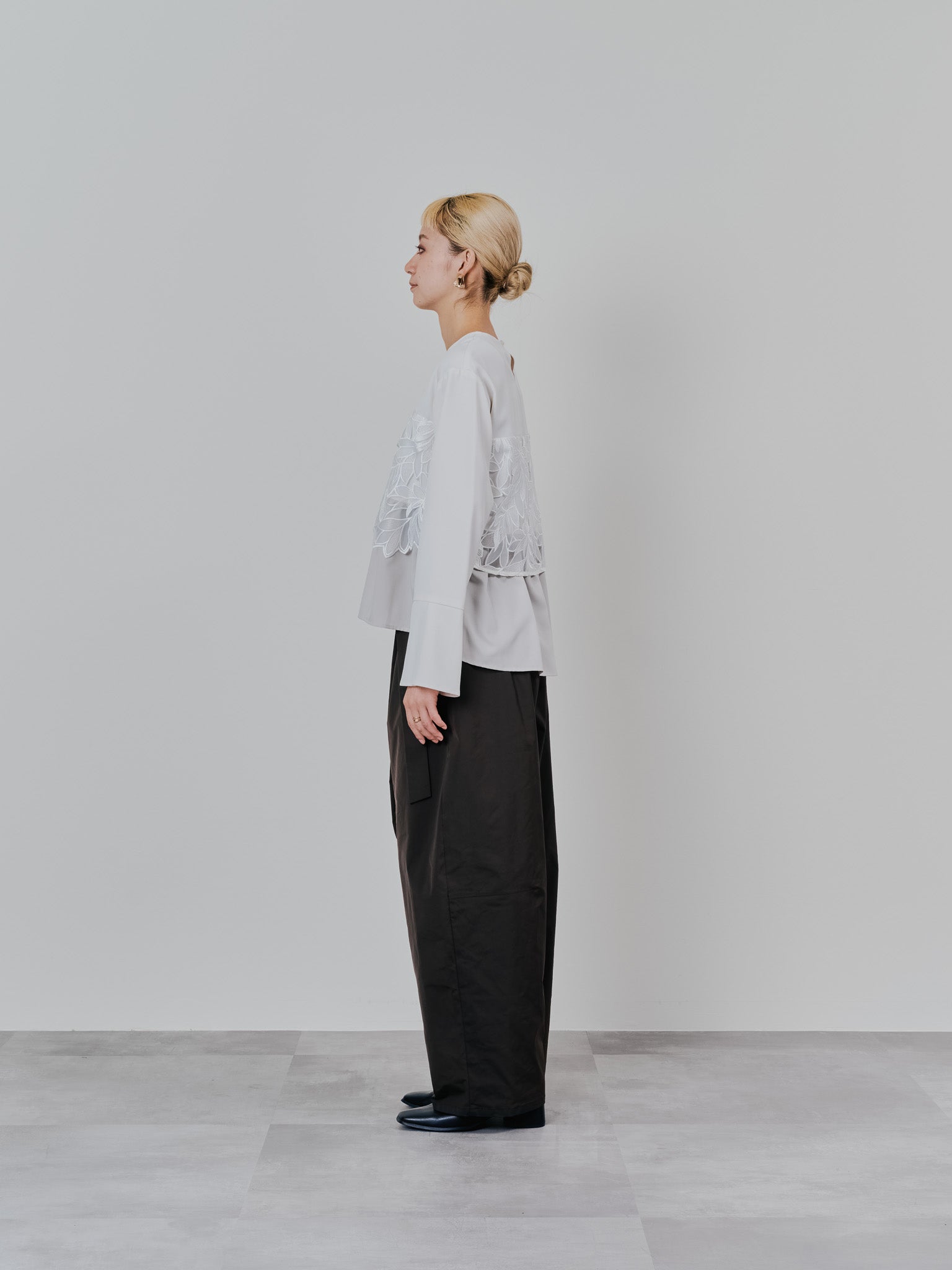 リーフレースティアードトップス [608315] white