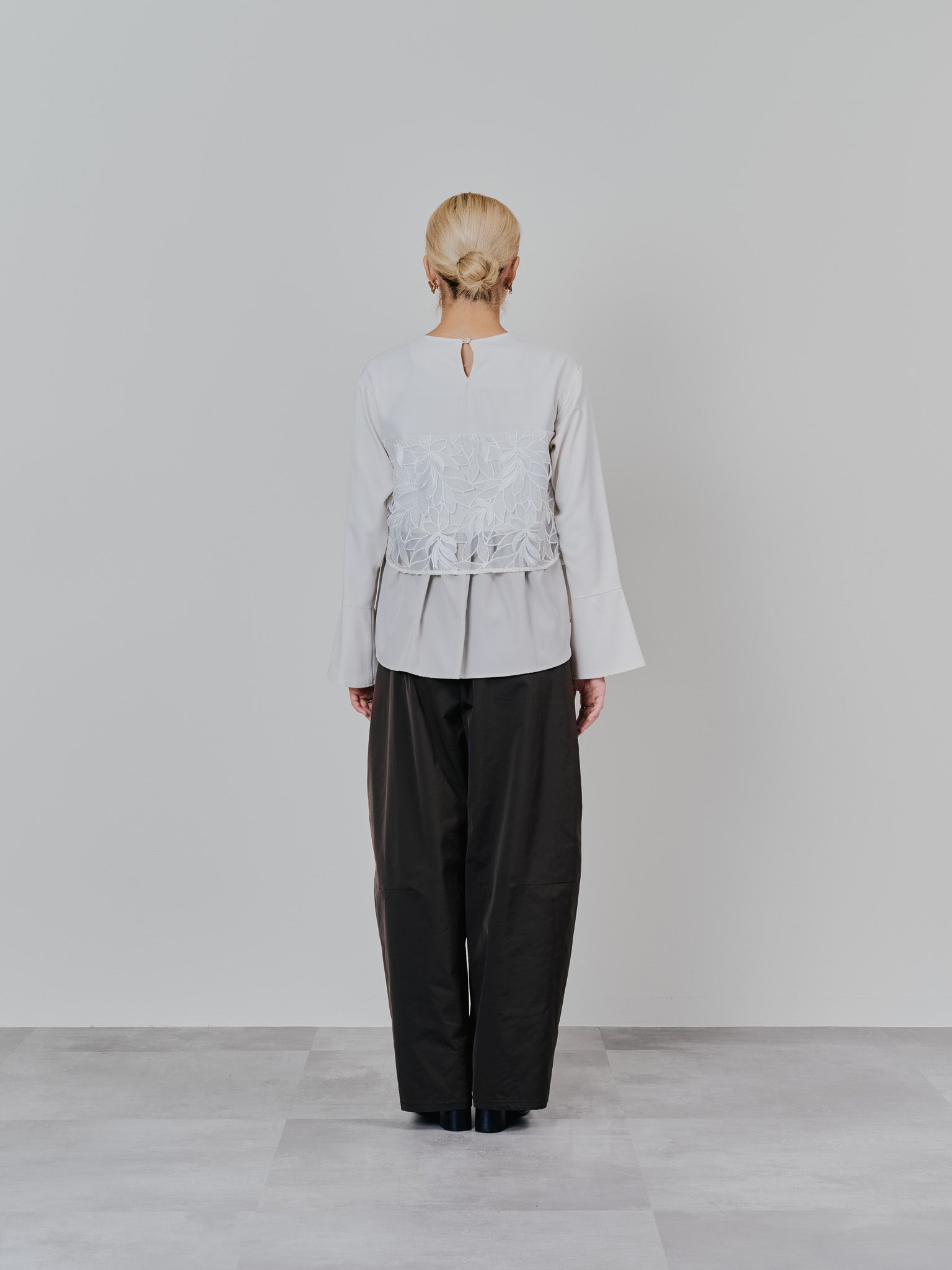 リーフレースティアードトップス [608315] white