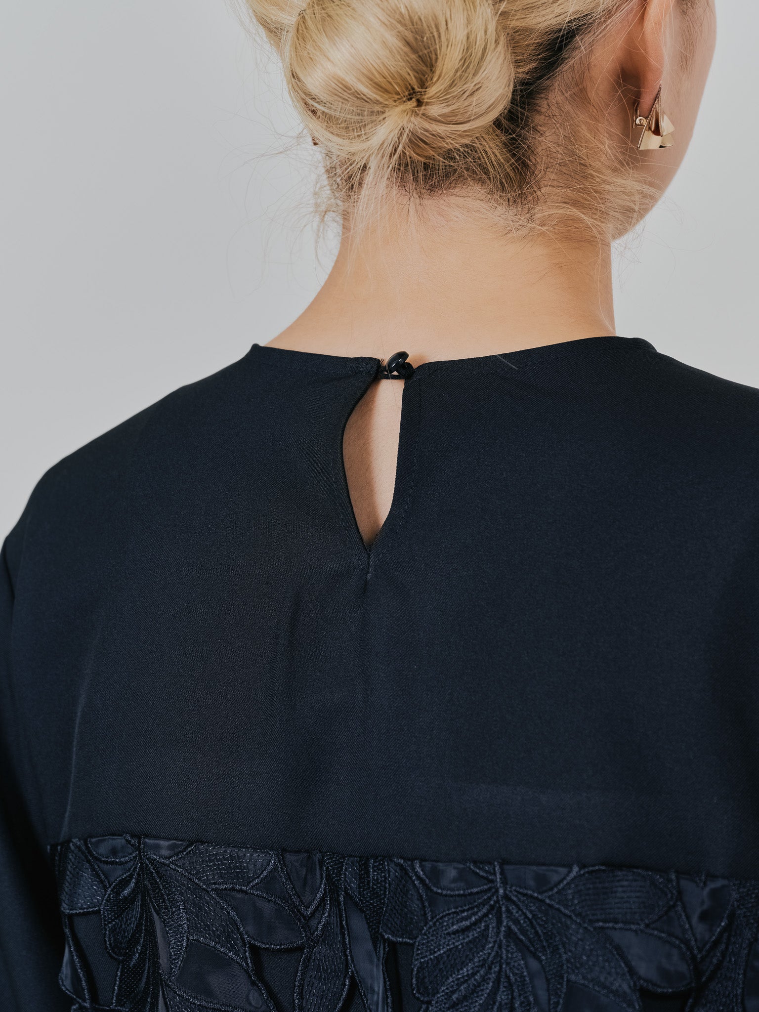 リーフレースティアードトップス [608315] black