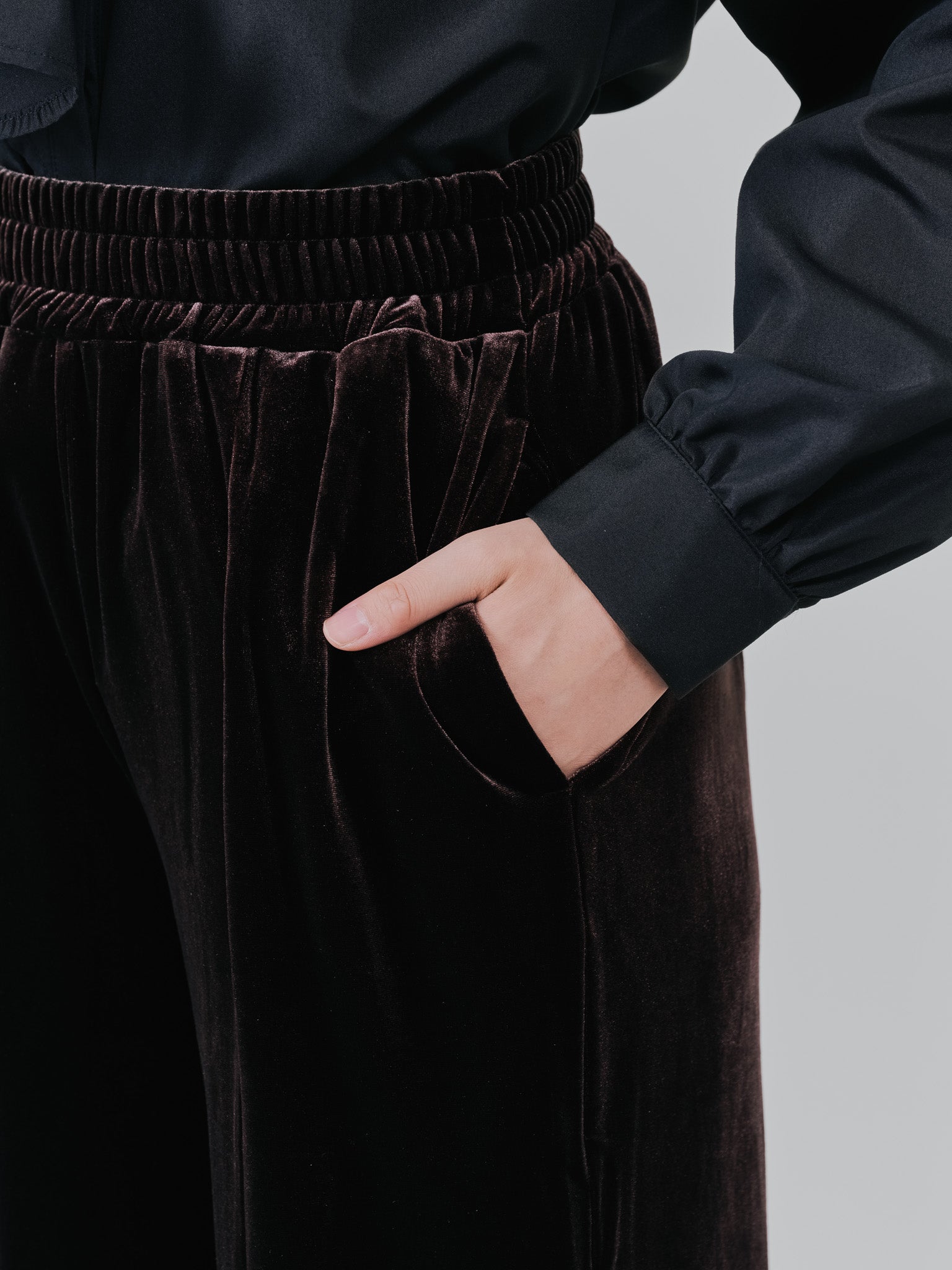 ベロアフレアパンツ [601414] brown