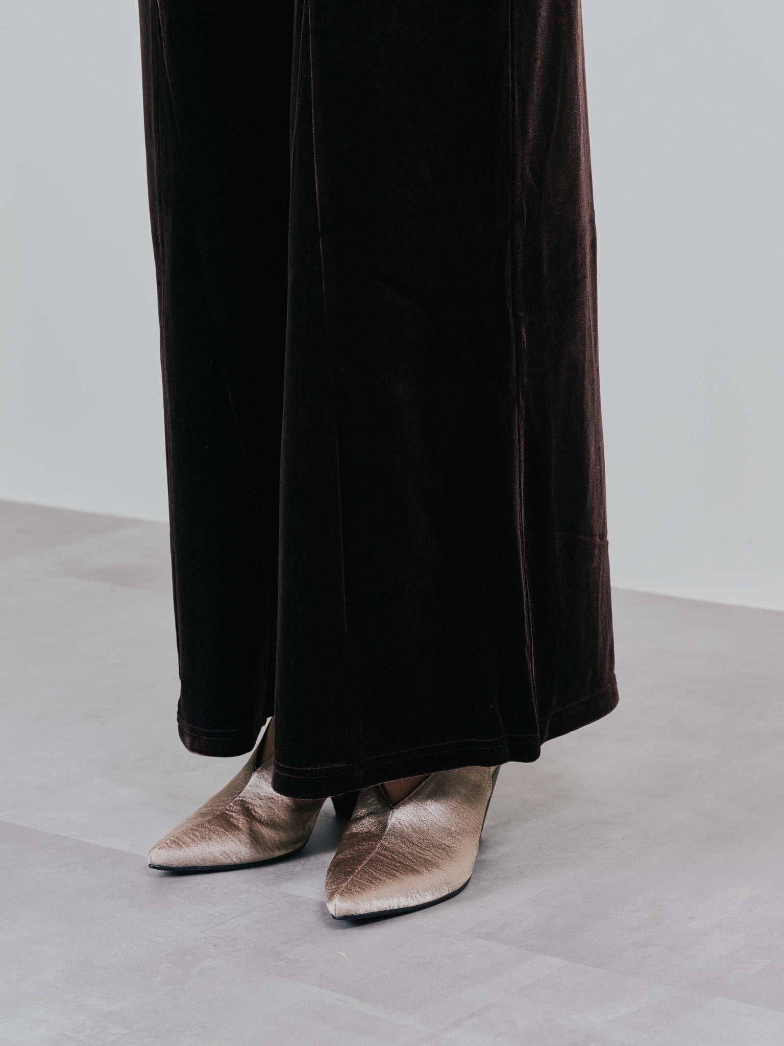 ベロアフレアパンツ [601414] brown