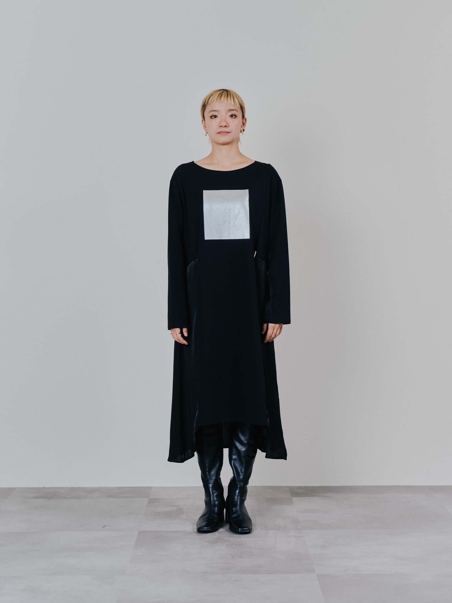 箔プリントカットソーワンピース [601416] black