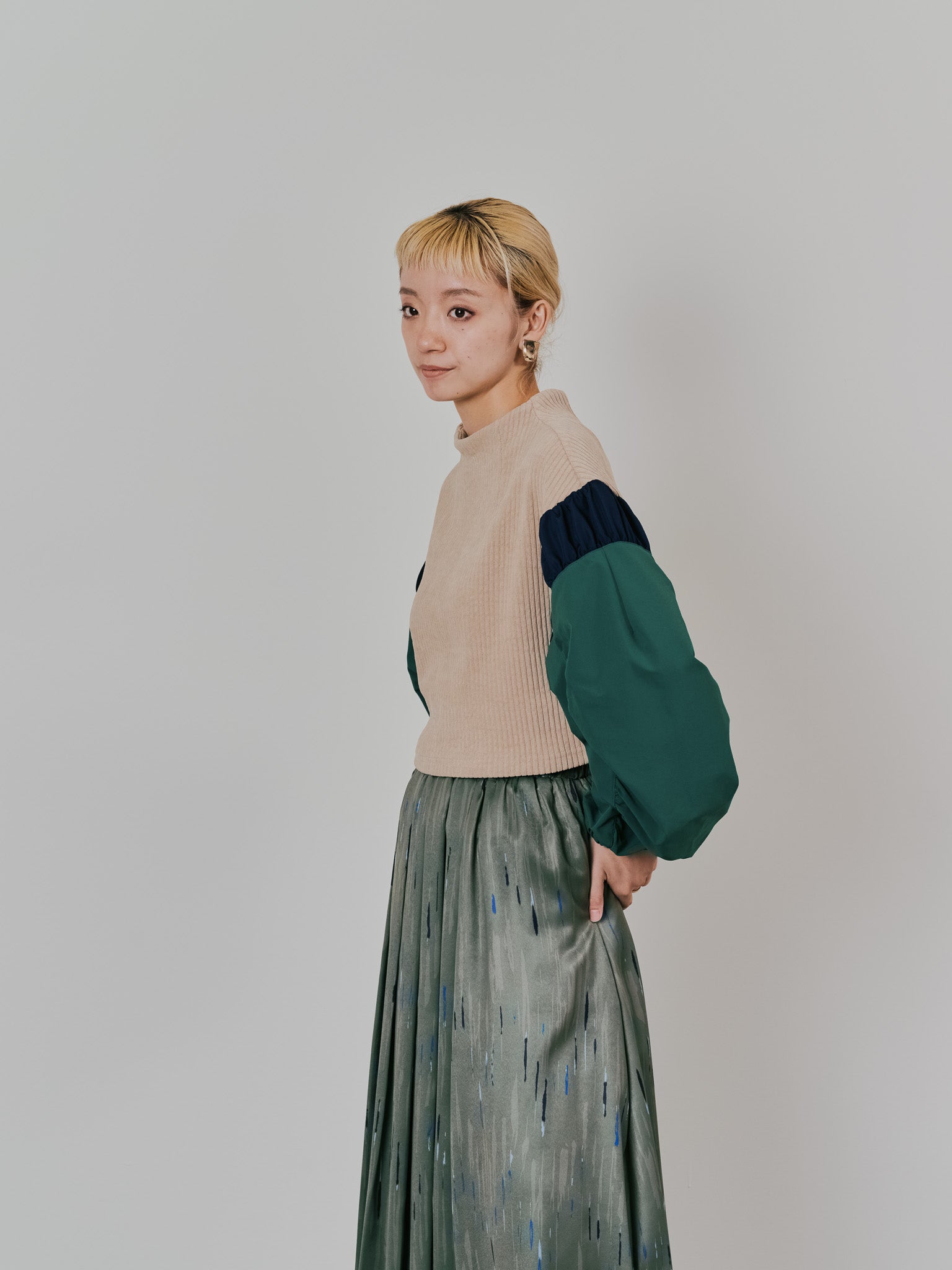 MA-1 スリーブコーデュロイライクニットソー [608316] beige