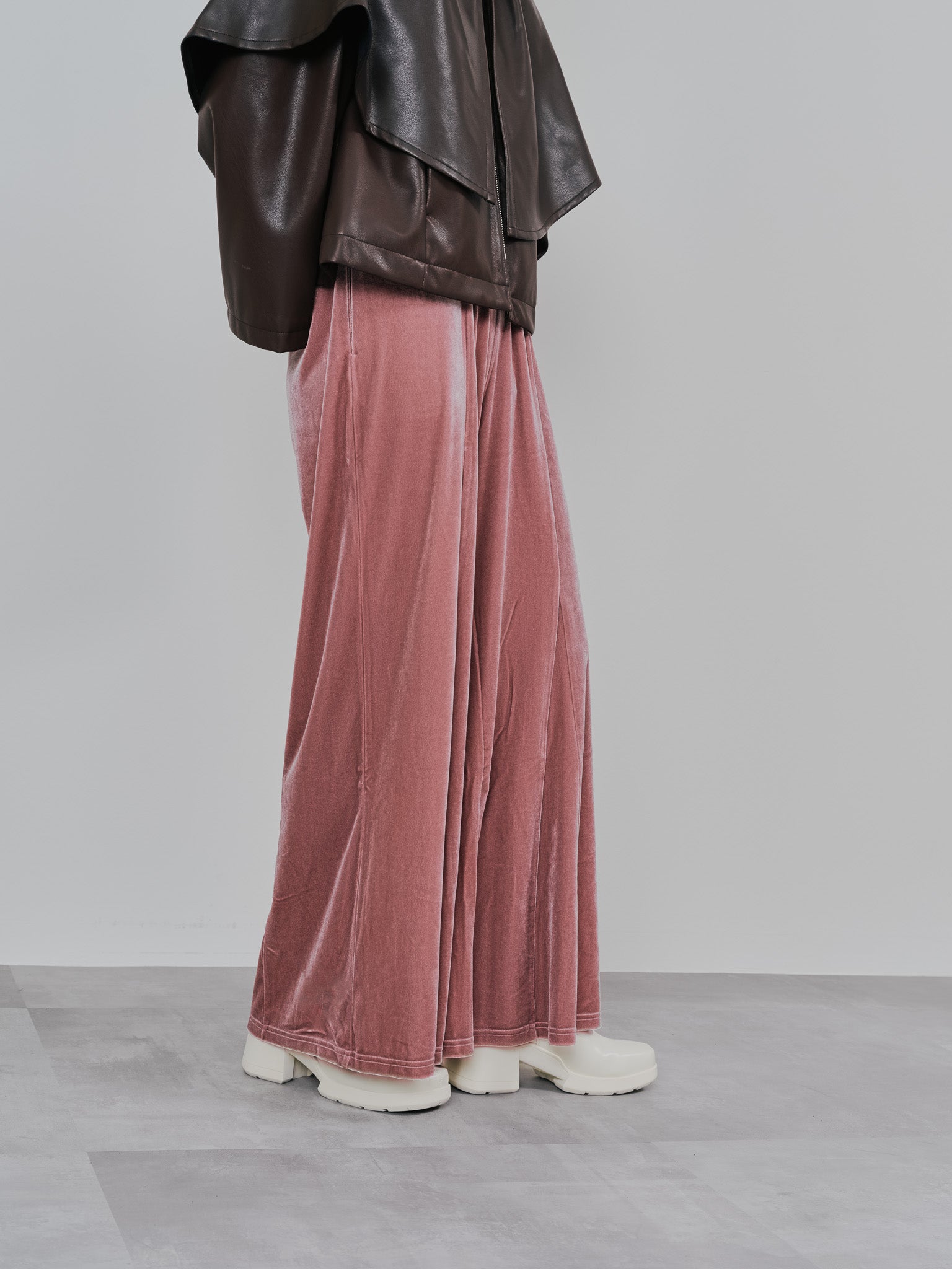 PRE SALE- 12/15 18:00まで!!】ベロアフレアパンツ [601414] pink