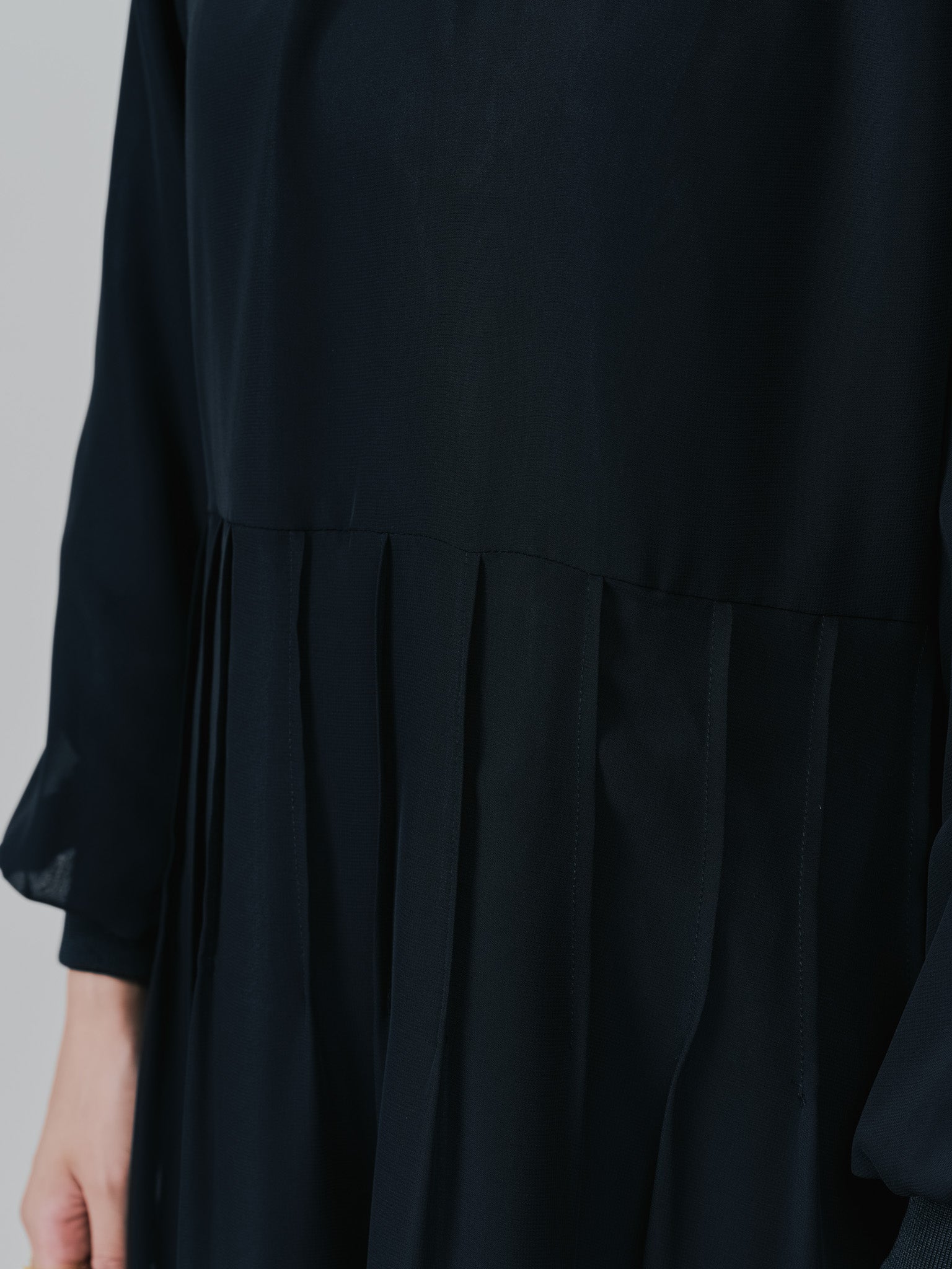 ピンタック配色ワンピース [605540] black