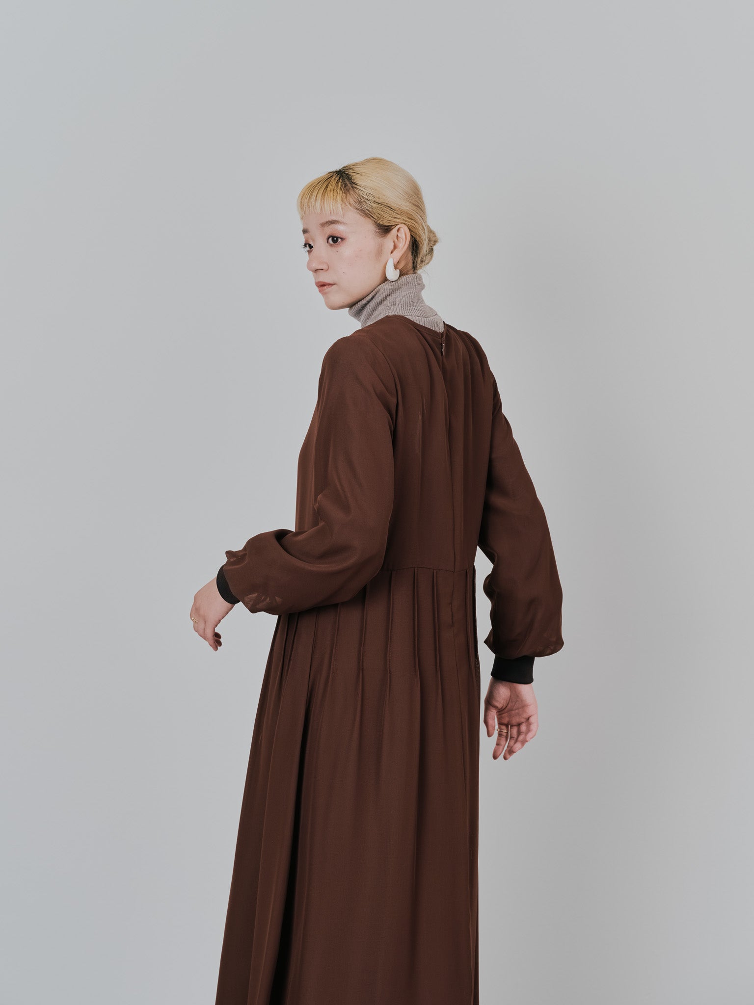 ピンタック配色ワンピース [605540] brown