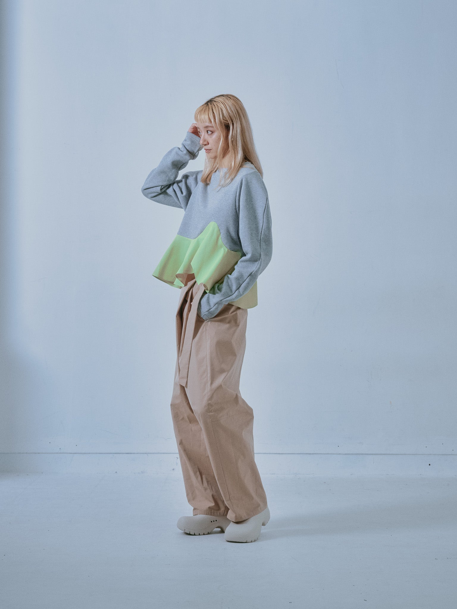 ラップライクサイドカーブパンツ [608318] light beige