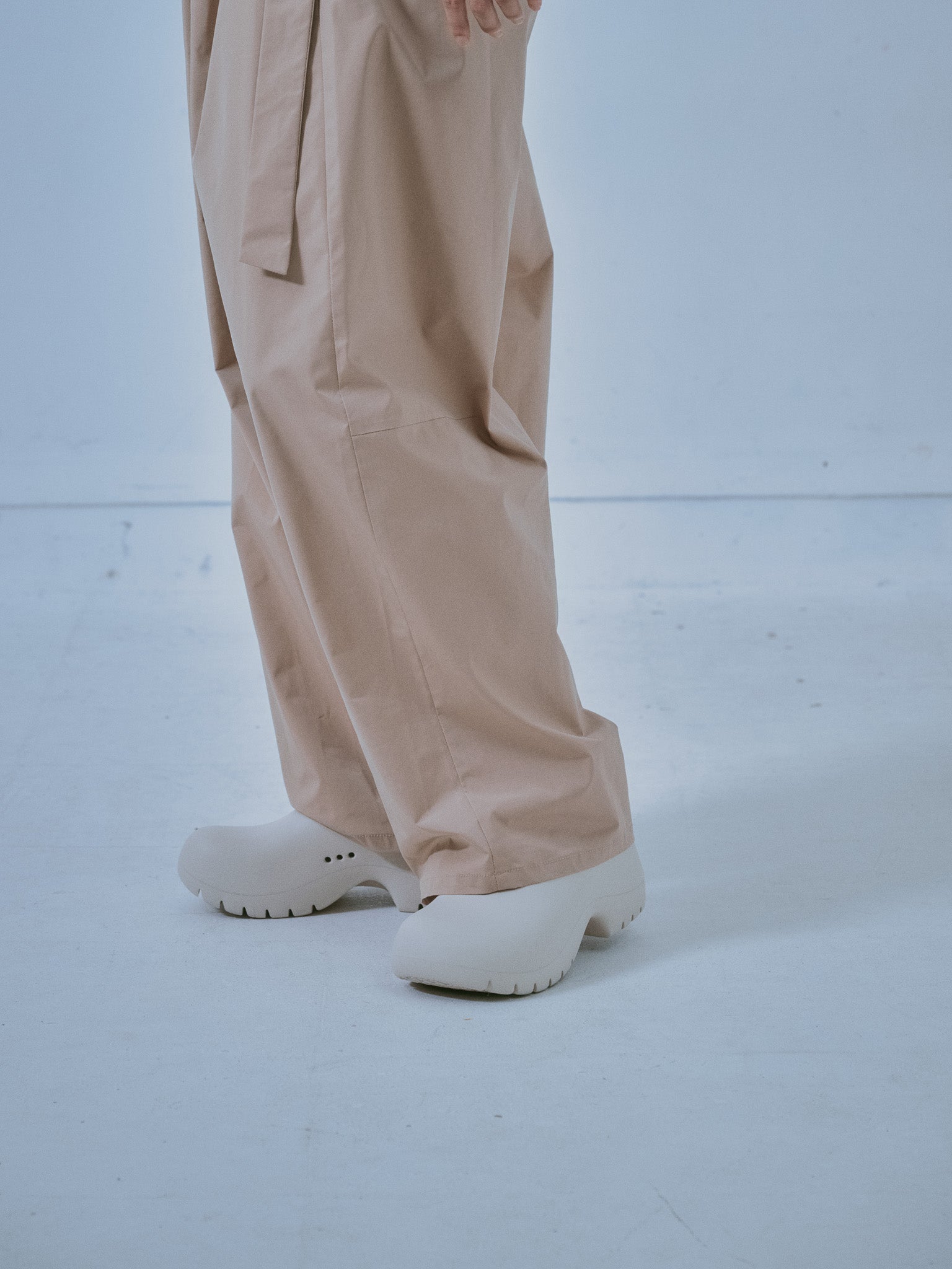 ラップライクサイドカーブパンツ [608318] light beige